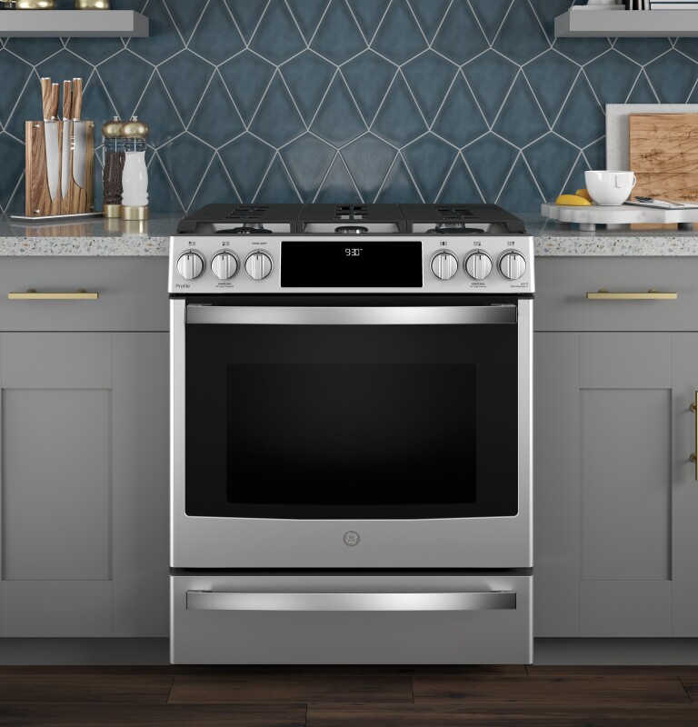 30" Smart Dual Fuel Slide-In Front-Control Range P2S930SELSS