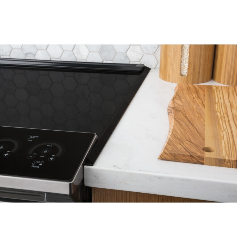 30" Smart Dual Fuel Slide-In Front-Control Range P2S930SELSS