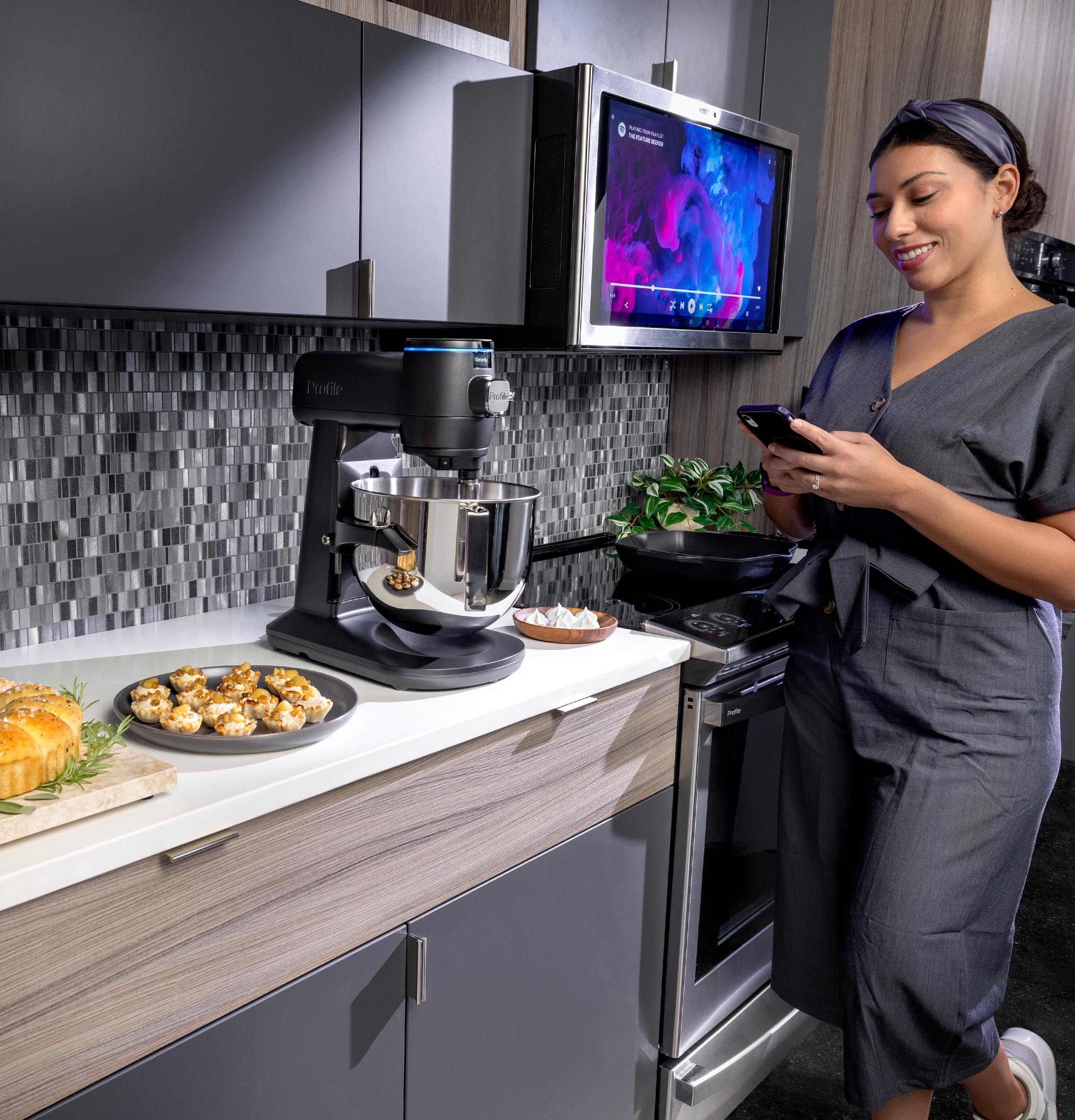 Smart Mixer with Auto Sense P8MSASS6TBB