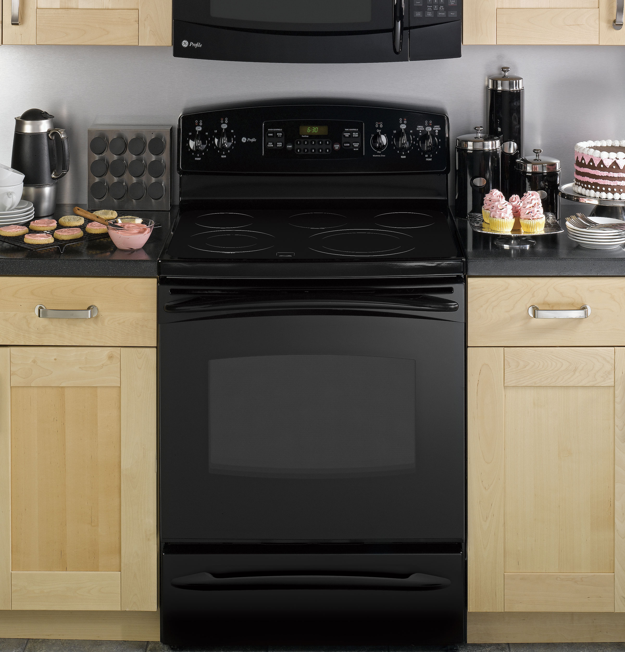 30" Free-Standing Electric Range with Warming Drawer PB900DPBB