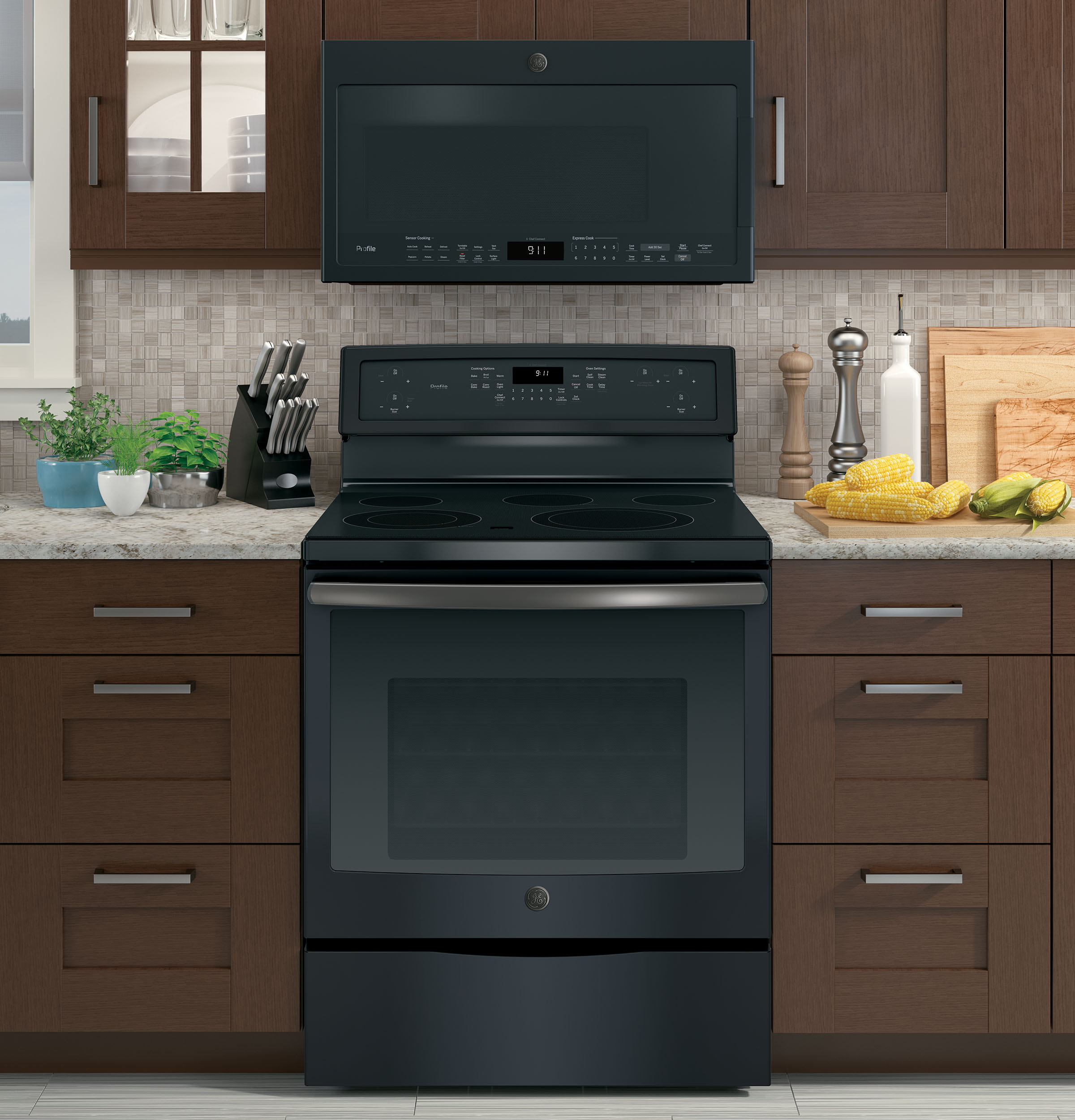 30" Free-Standing Electric Convection Range PB911FJDS