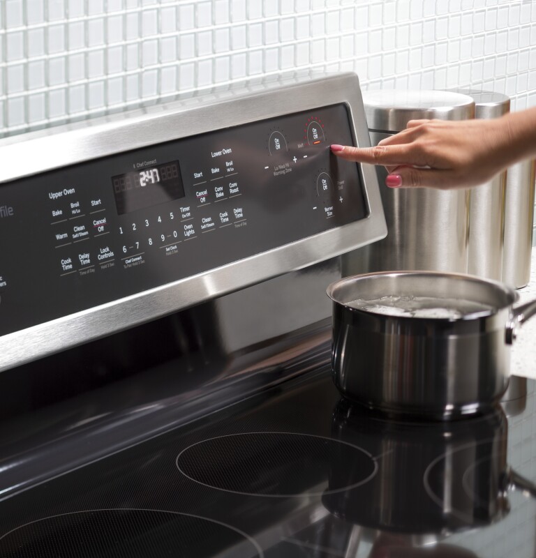 30" Free-Standing Electric Double Oven Convection Range PB960SJSS