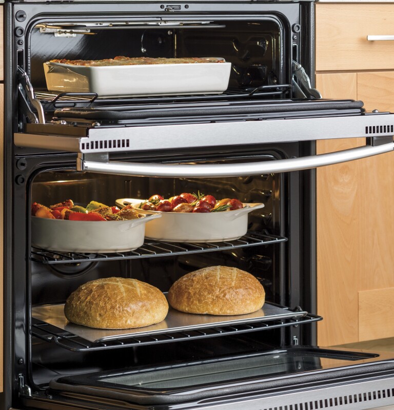 30" Free-Standing Electric Double Oven Convection Range PB960SJSS