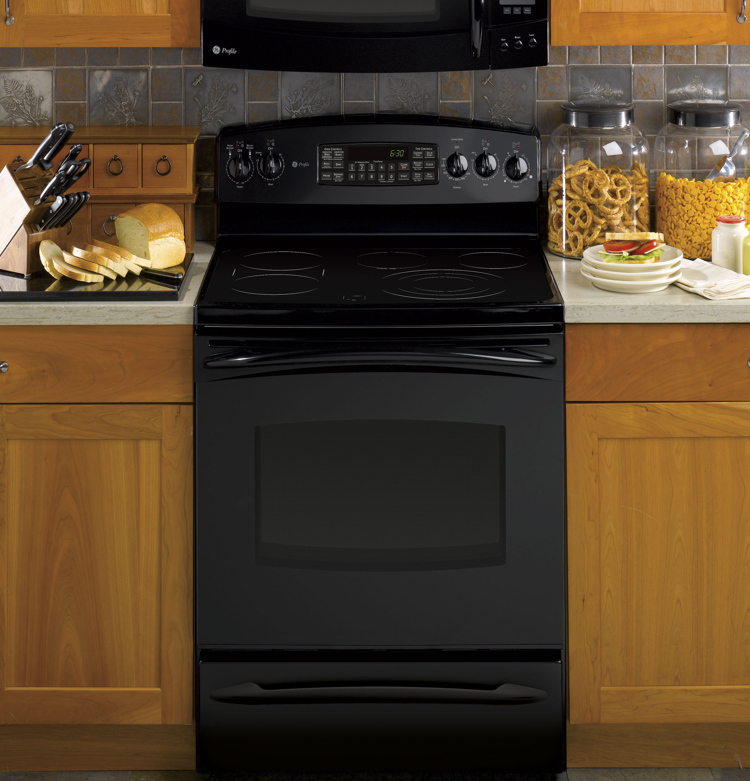 30" Free-Standing Double Oven Range PB969DPBB
