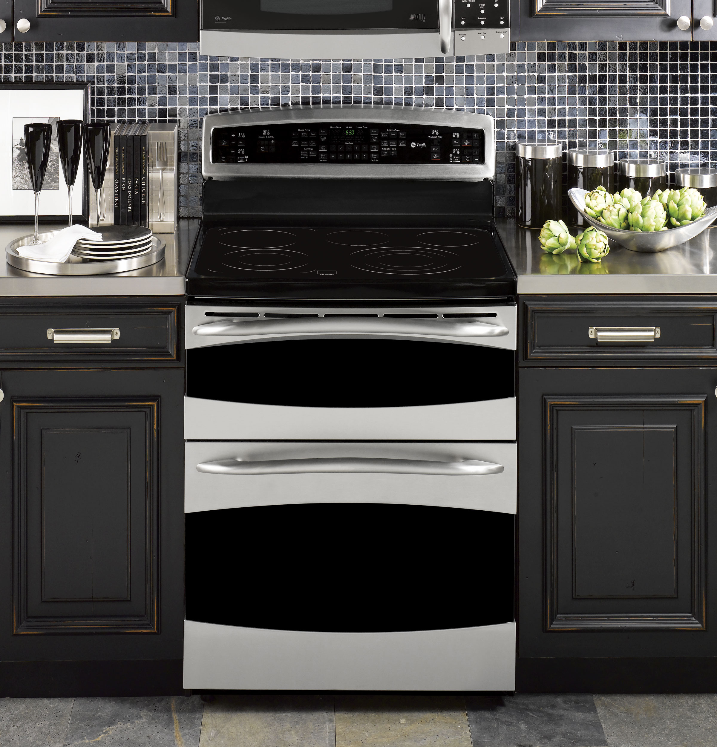 30" Free-Standing Double Oven Range PB978SPSS