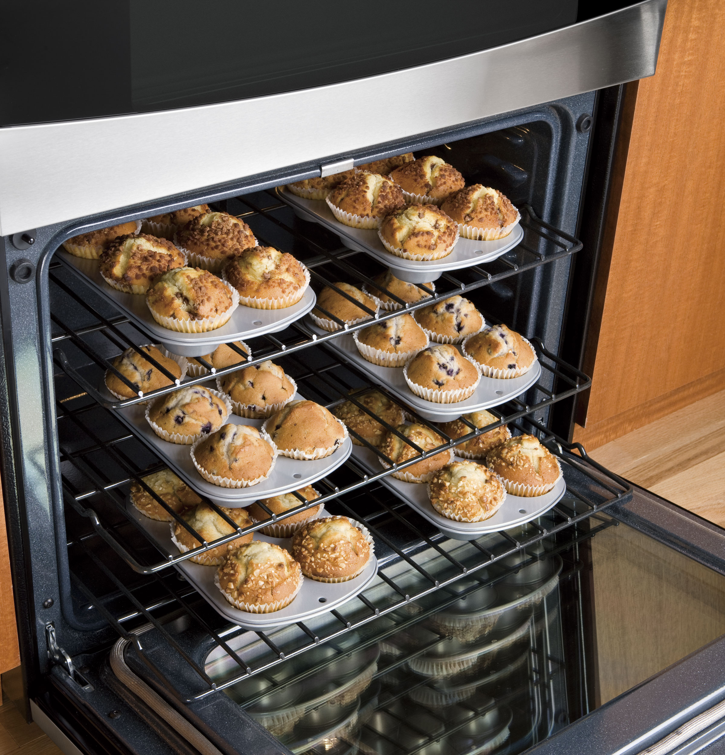 30" Free-Standing Double Oven Range PB978SPSS