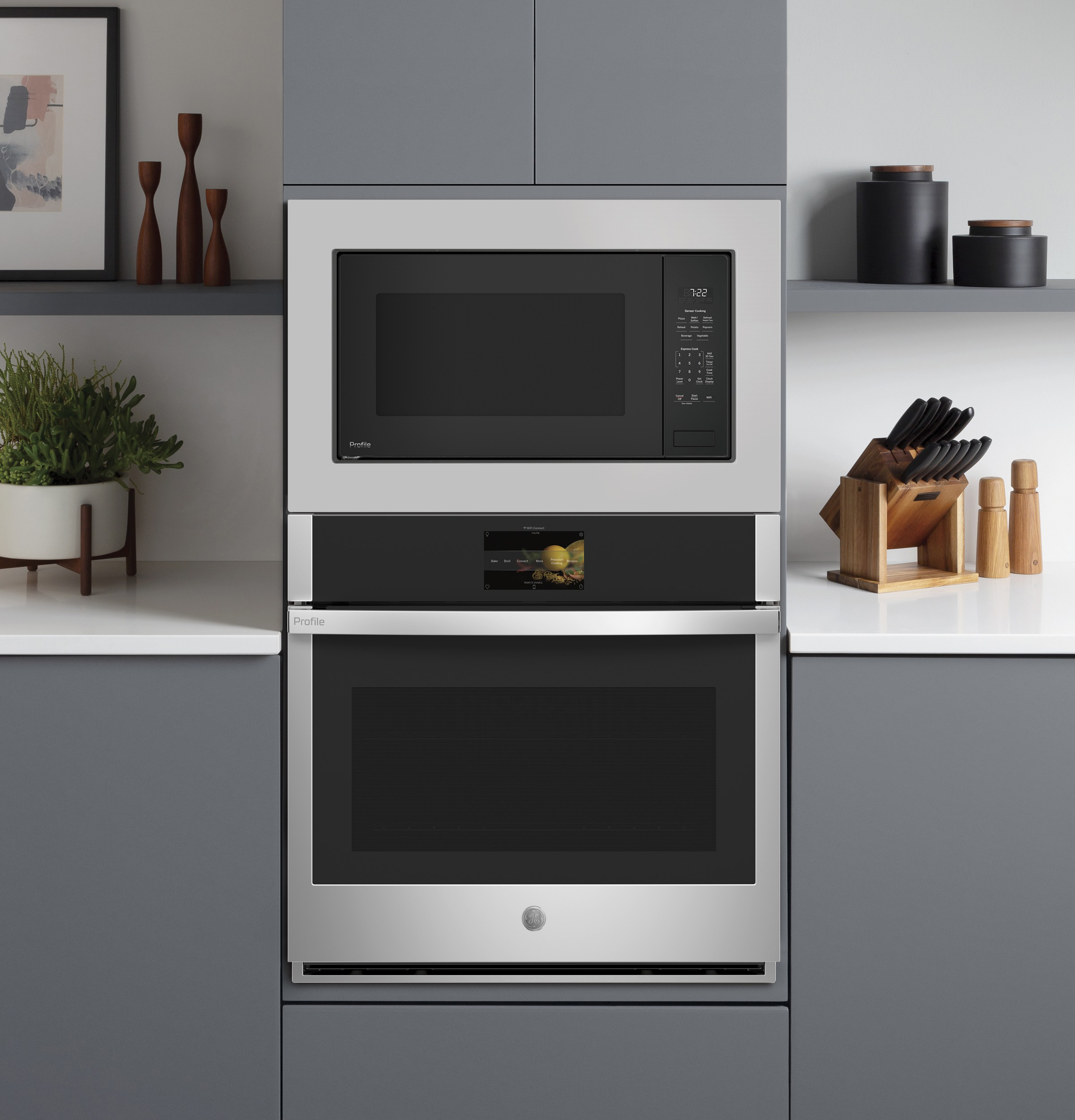 2.2 Cu. Ft. Built-In Sensor Microwave Oven PCWK22U1WDD