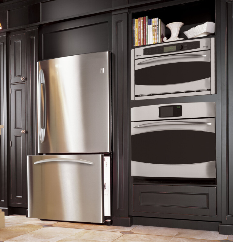 22.2 Cu. Ft. Stainless Bottom-Freezer Drawer Refrigerator PDS22SCPLSS