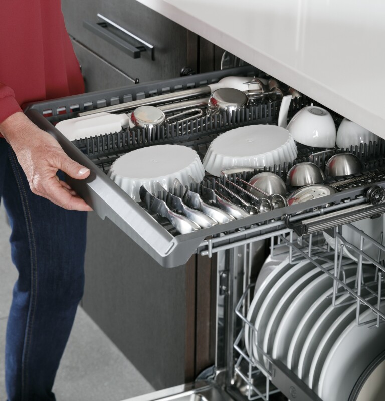Fingerprint Resistant Top Control Stainless Steel Interior Dishwasher with Sanitize Cycle & Dry Boost PDT715SYNFS