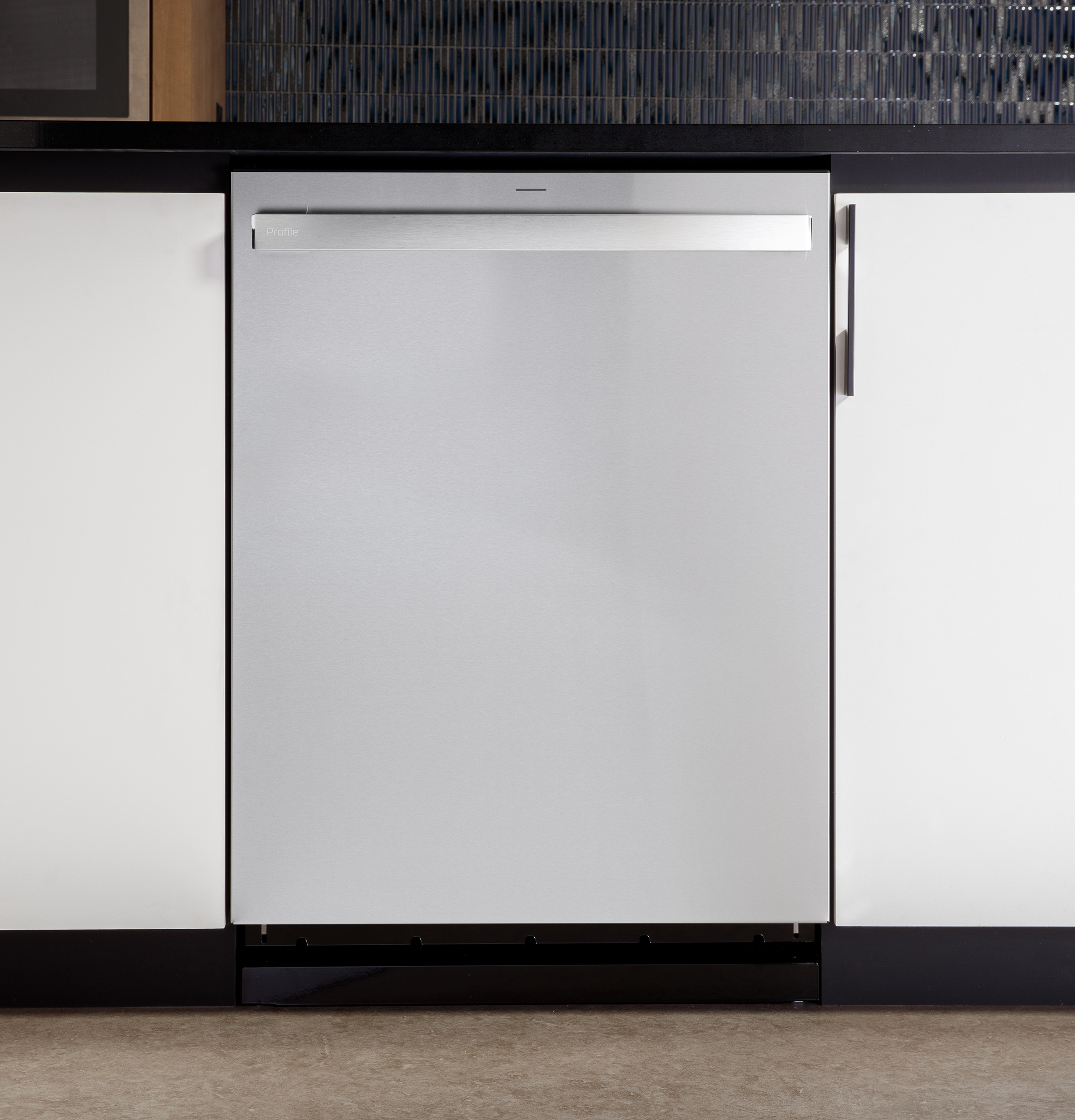 Fingerprint Resistant Top Control Stainless Interior Dishwasher with Microban Antimicrobial Technology PDT715SYVFS
