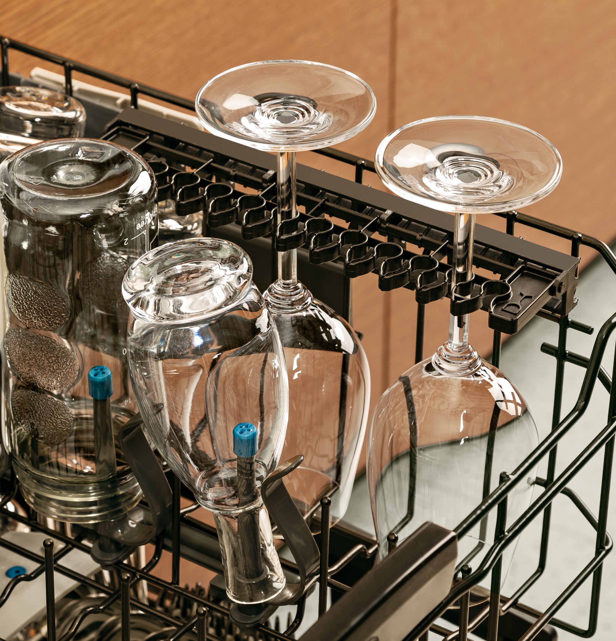 Series Stainless Steel Interior Dishwasher with Hidden Controls PDT760SSFSS