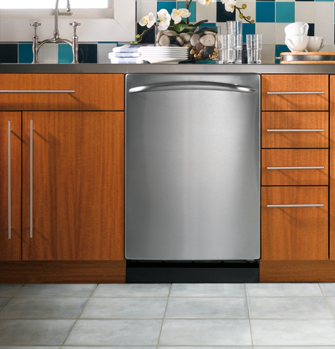 Dishwasher with SmartDispense Technology PDW9980NSS