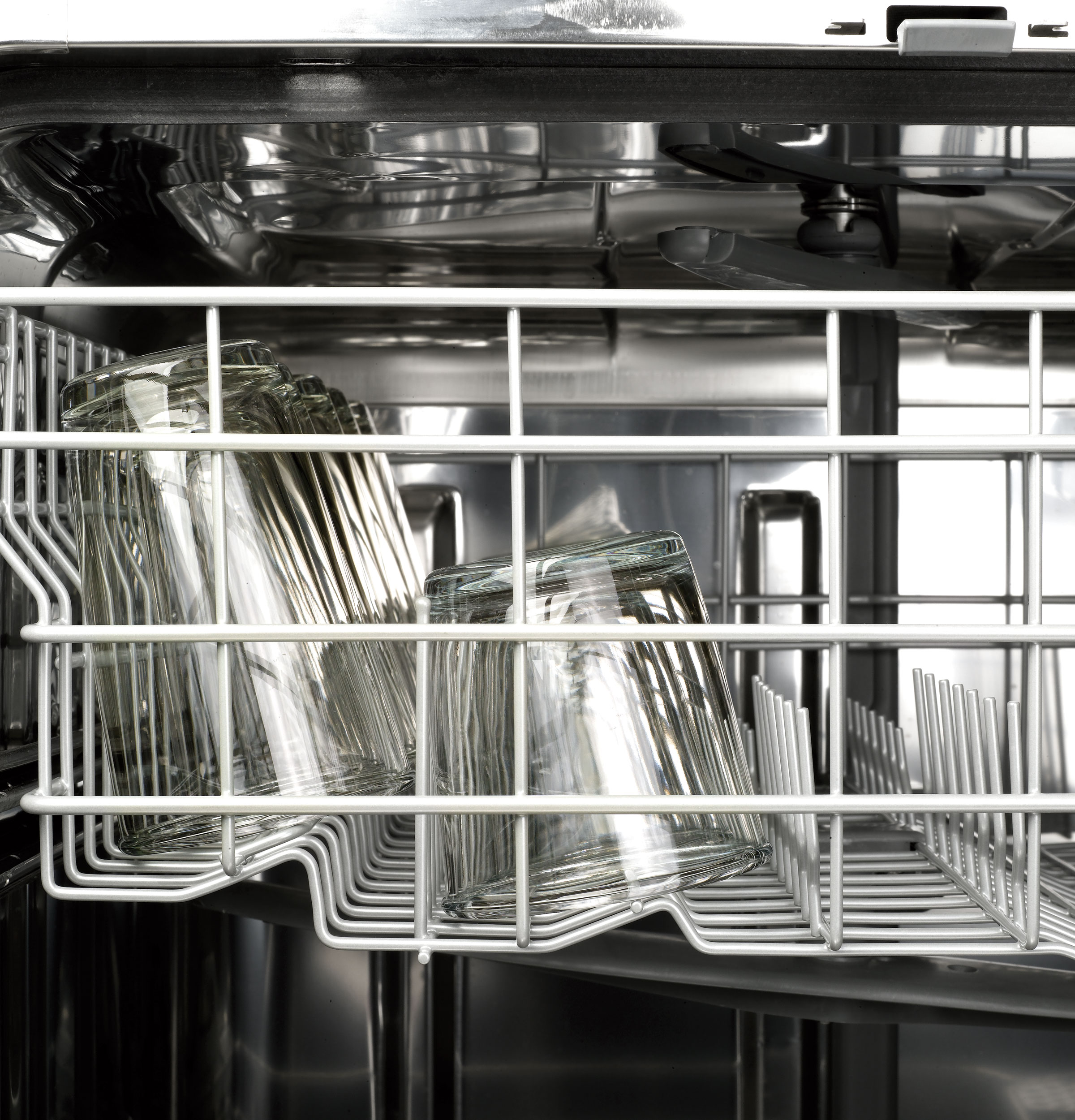 Dishwasher with SmartDispense Technology PDWT580RSS