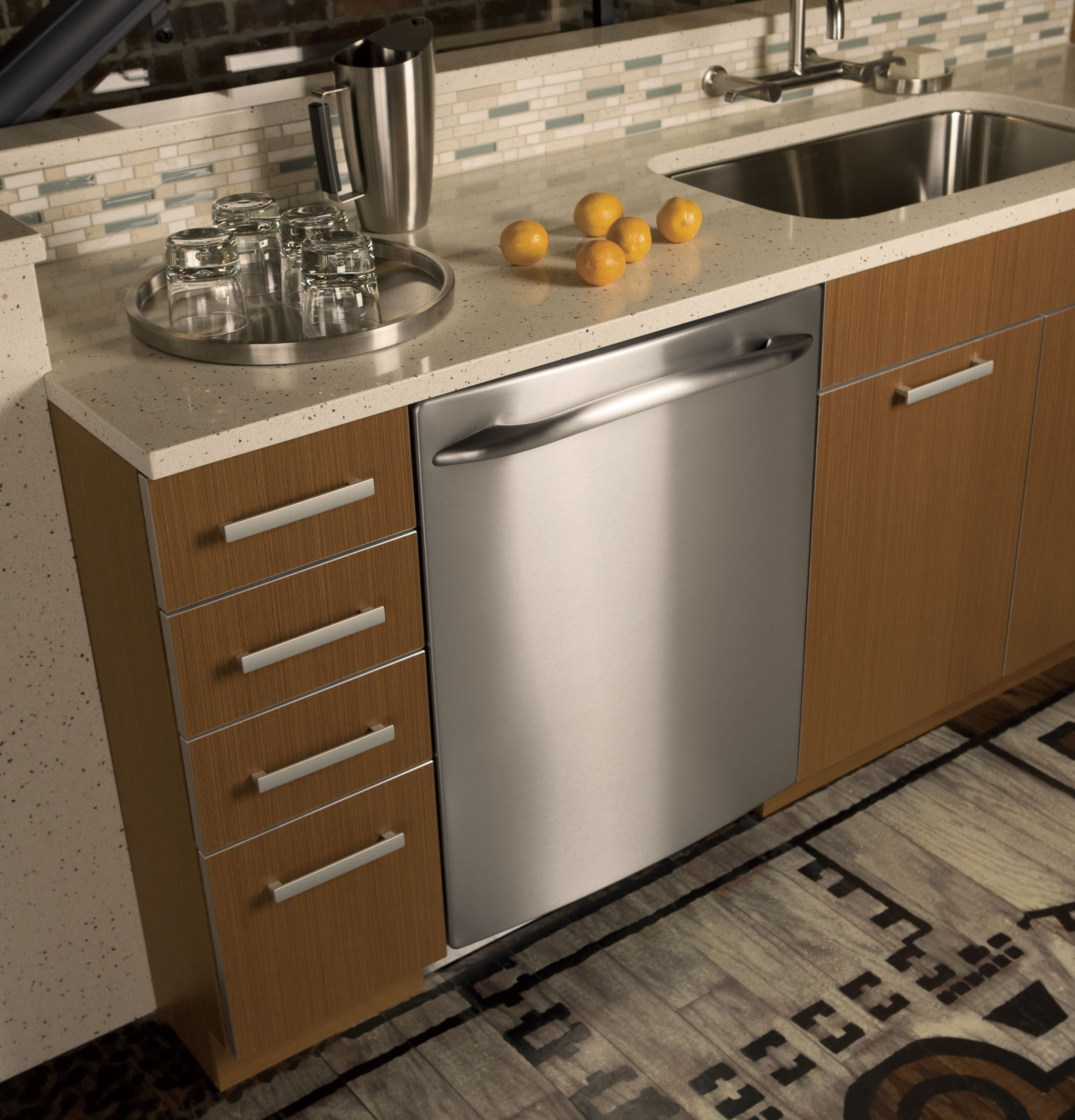 Dishwasher with SmartDispense Technology PDWT580RSS