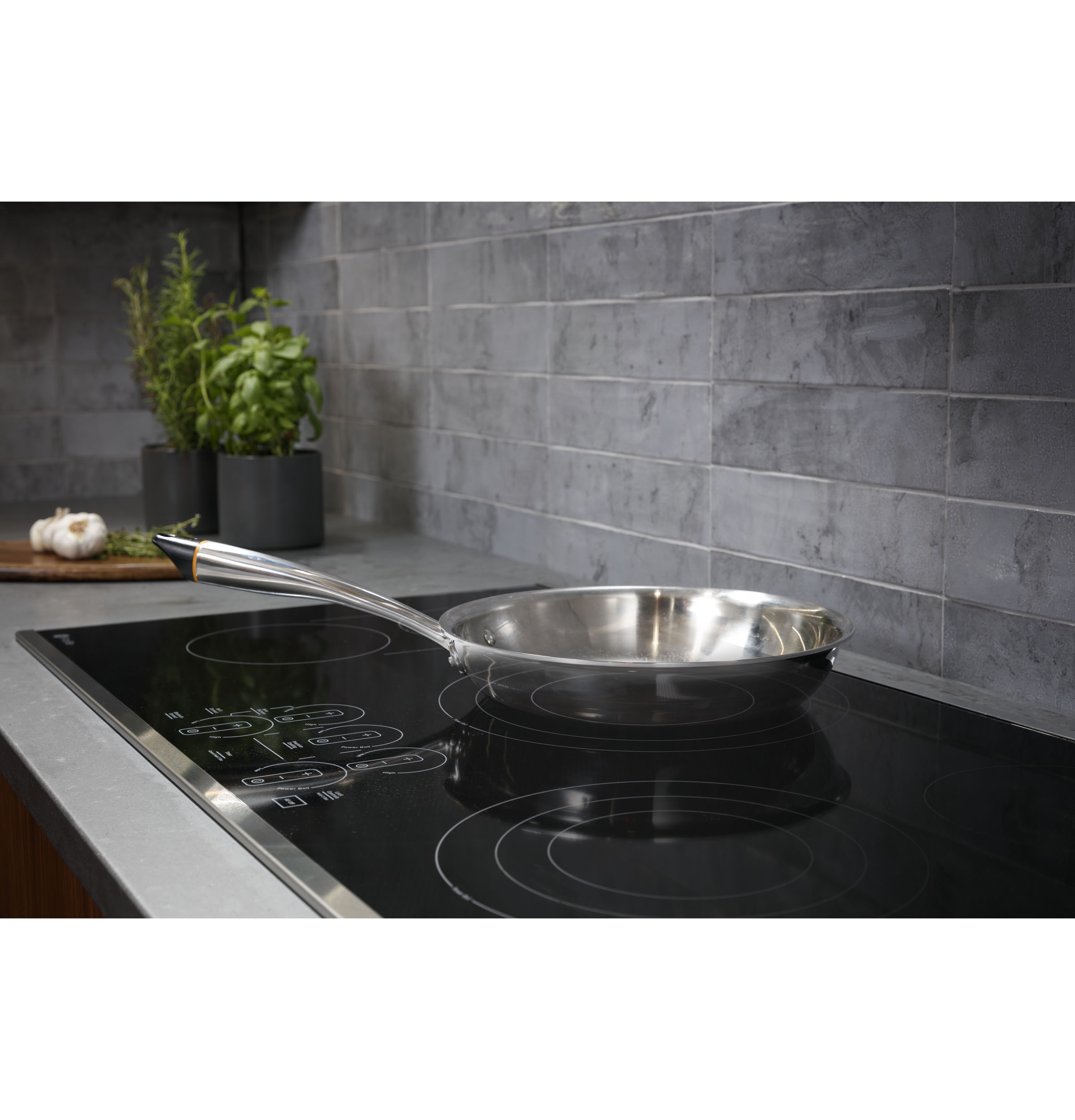 36" Built-In Touch Control Cooktop PEP9036STSS