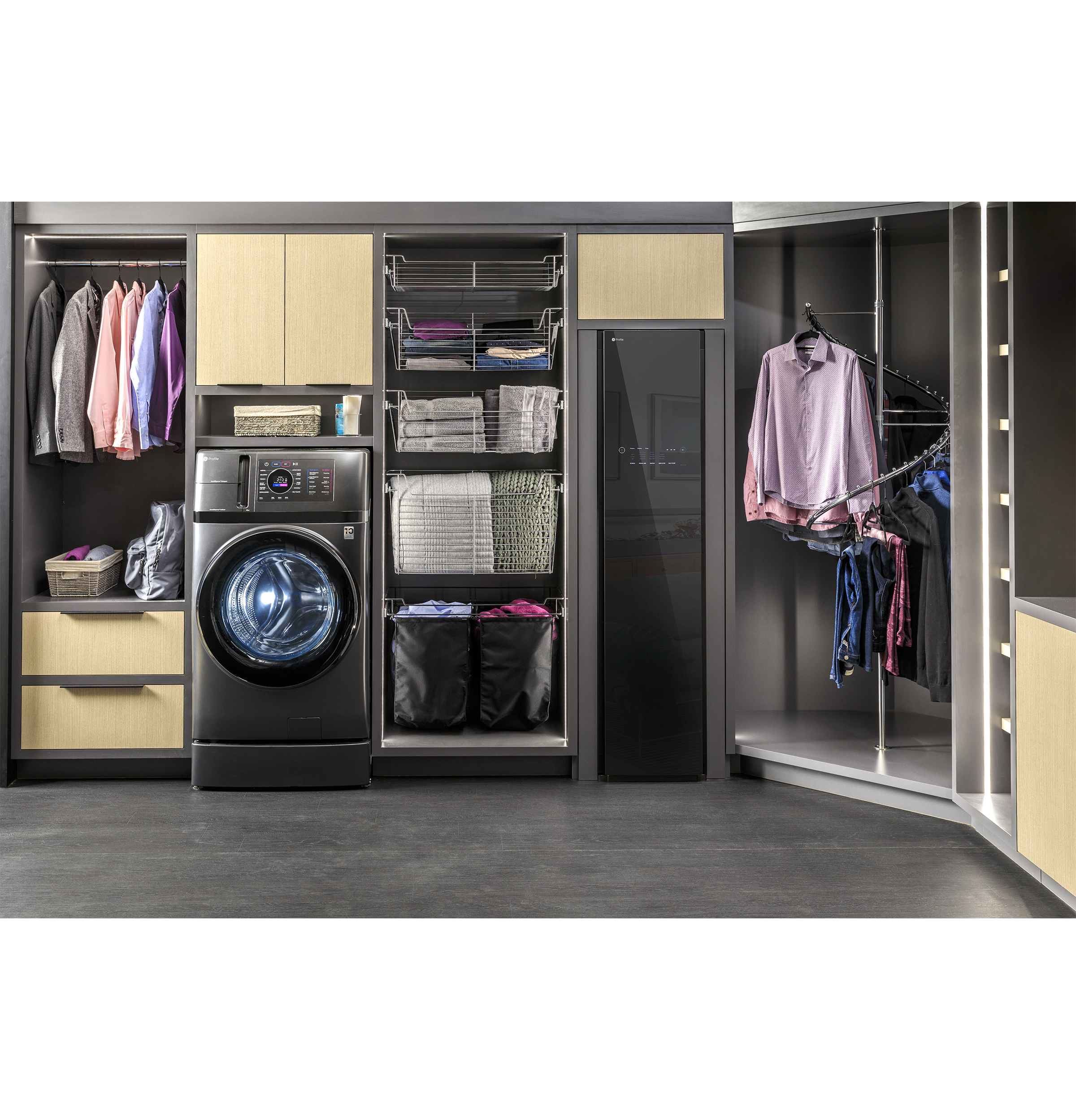 Steam Closet with Fabric Refresh PFH18HSPVMC