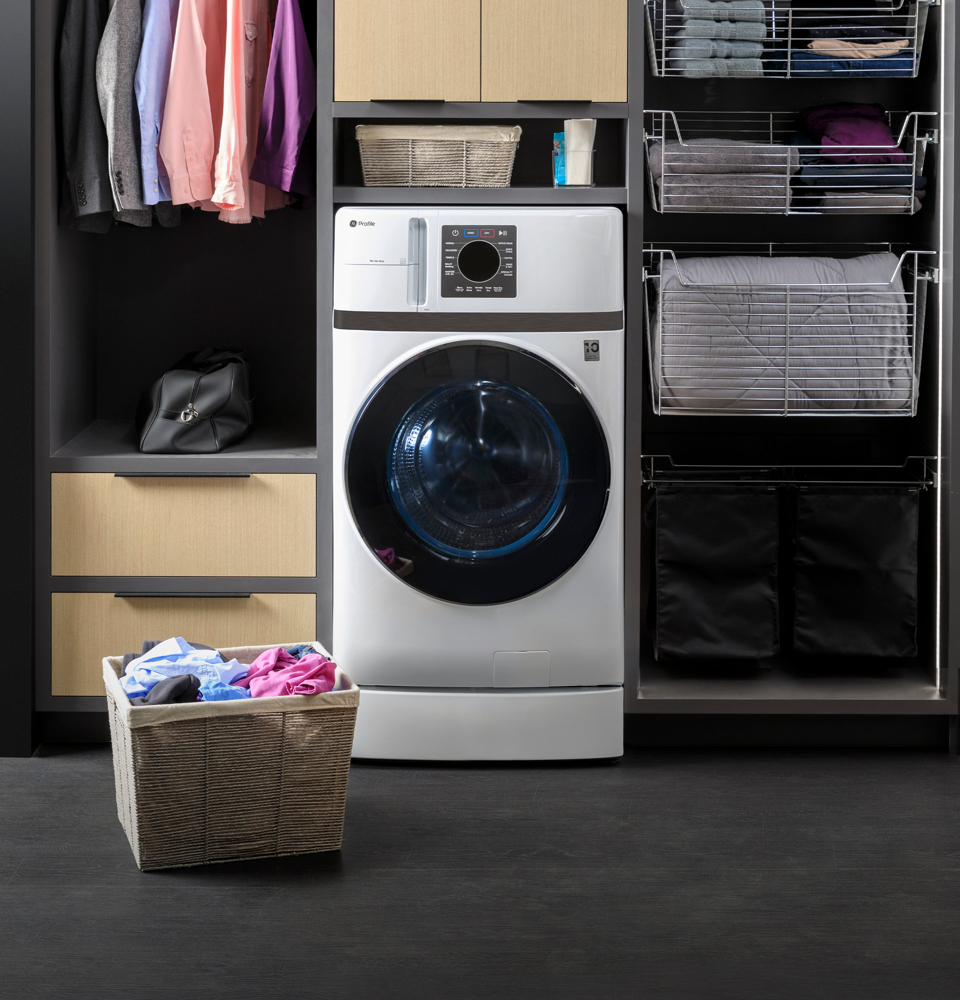 GE Profile™ ENERGY STAR® 4.6 cu. ft. Capacity UltraFast Combo with Ventless Inverter Heat Pump Technology Washer/Dryer PFQ83HSLWWW