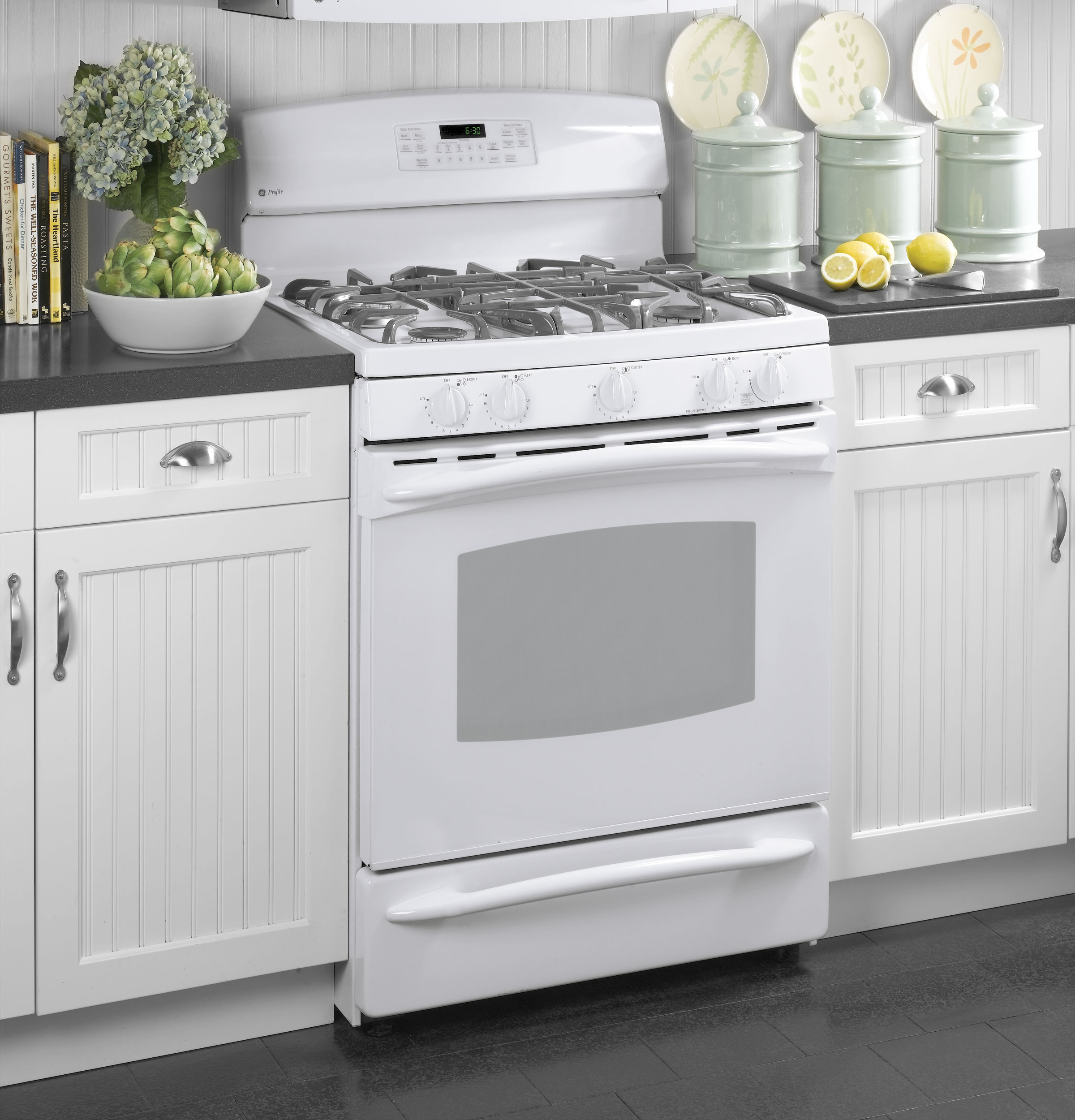 30" Free-Standing Self Clean Gas Range with Warming Drawer PGB908DEMWW
