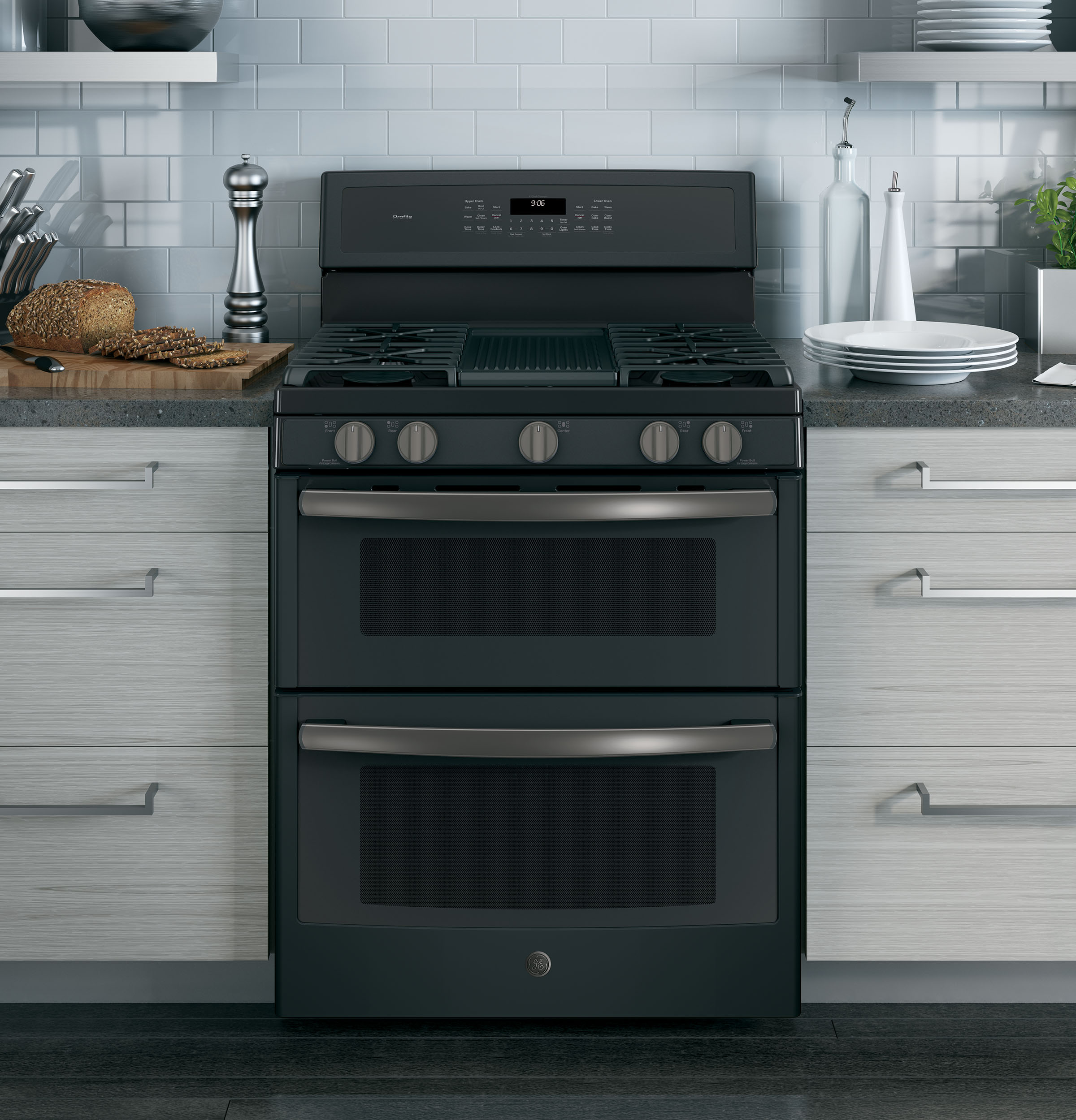 30" Free-Standing Gas Double Oven Convection Range PGB960FEJDS