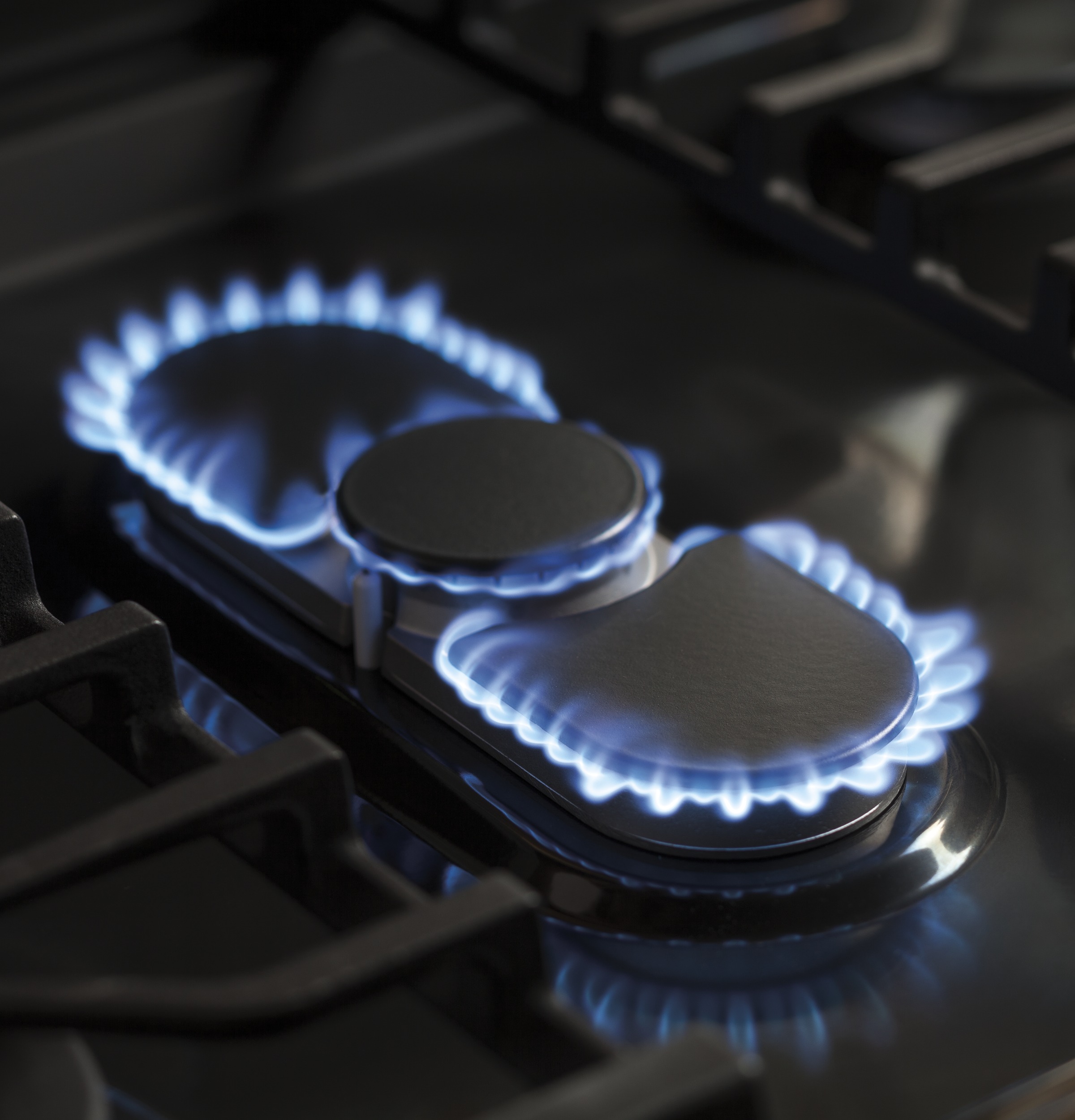 30" Free-Standing Gas Double Oven Convection Range PGB960SEJSS