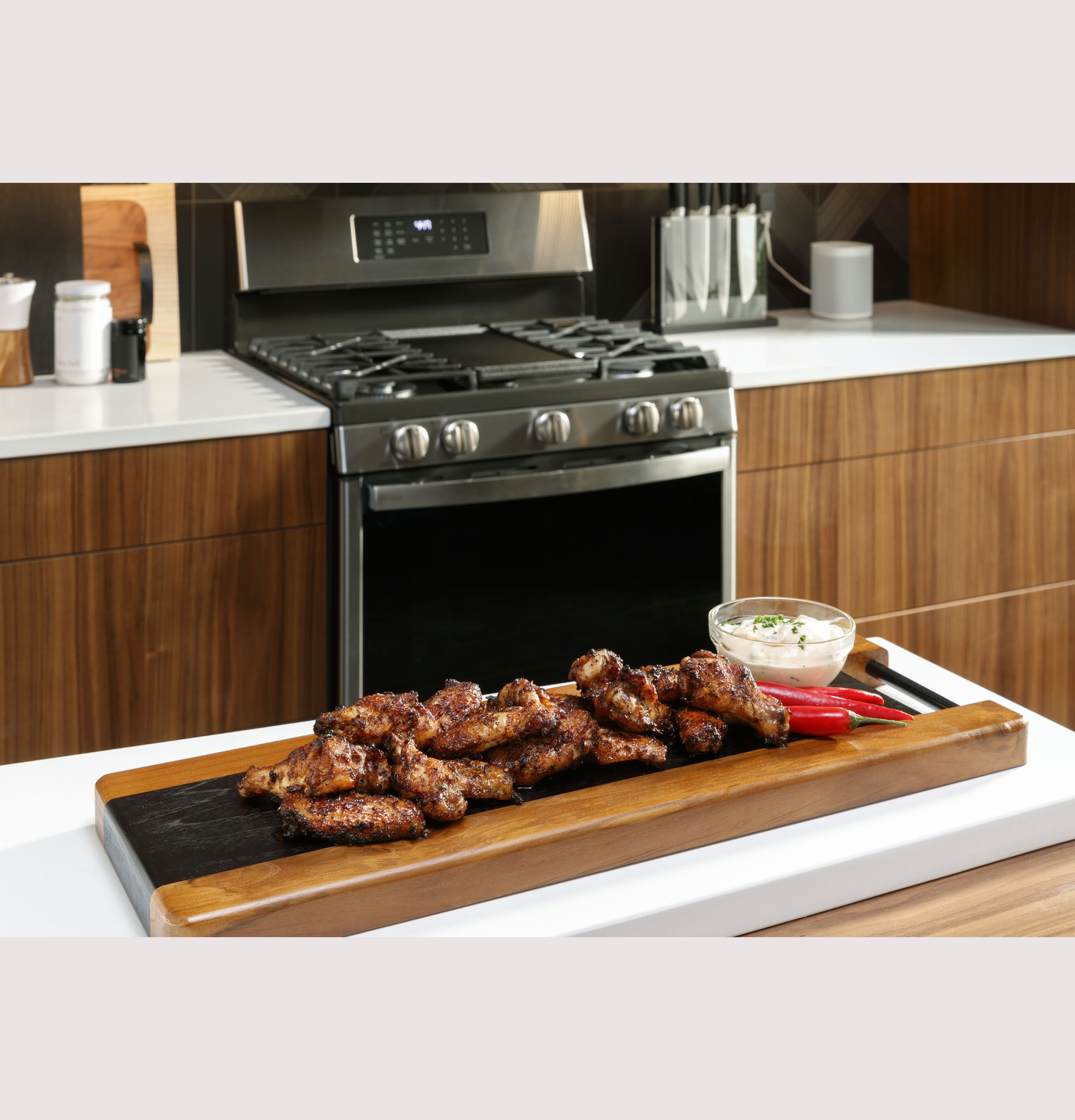 30" Free-Standing Gas Double Oven Convection Range with No Preheat Air Fry PGB965BPTS