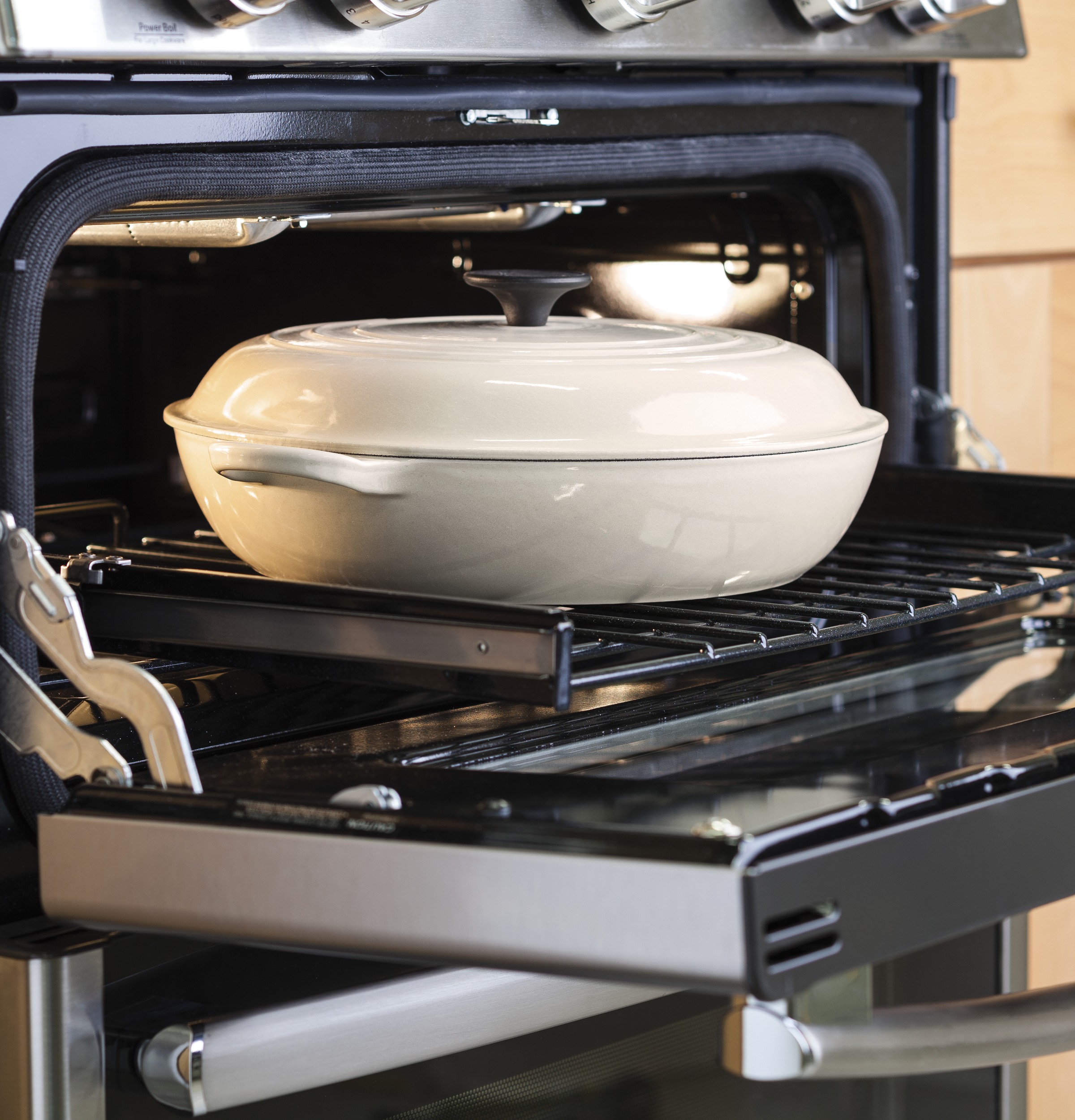 Series 30" Free-Standing Gas Double Oven Convection Range PGB980ZEJSS