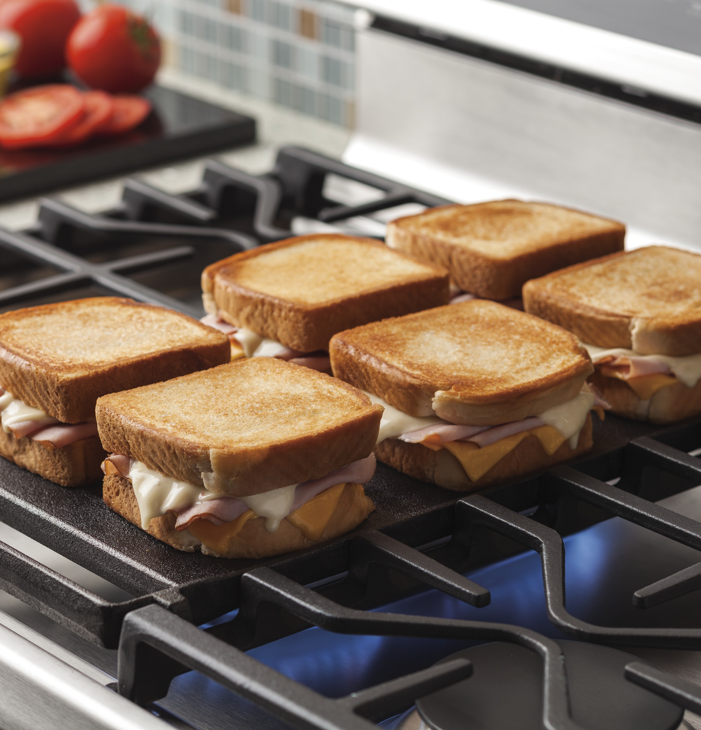 Series 30" Free-Standing Gas Double Oven Convection Range PGB980ZEJSS