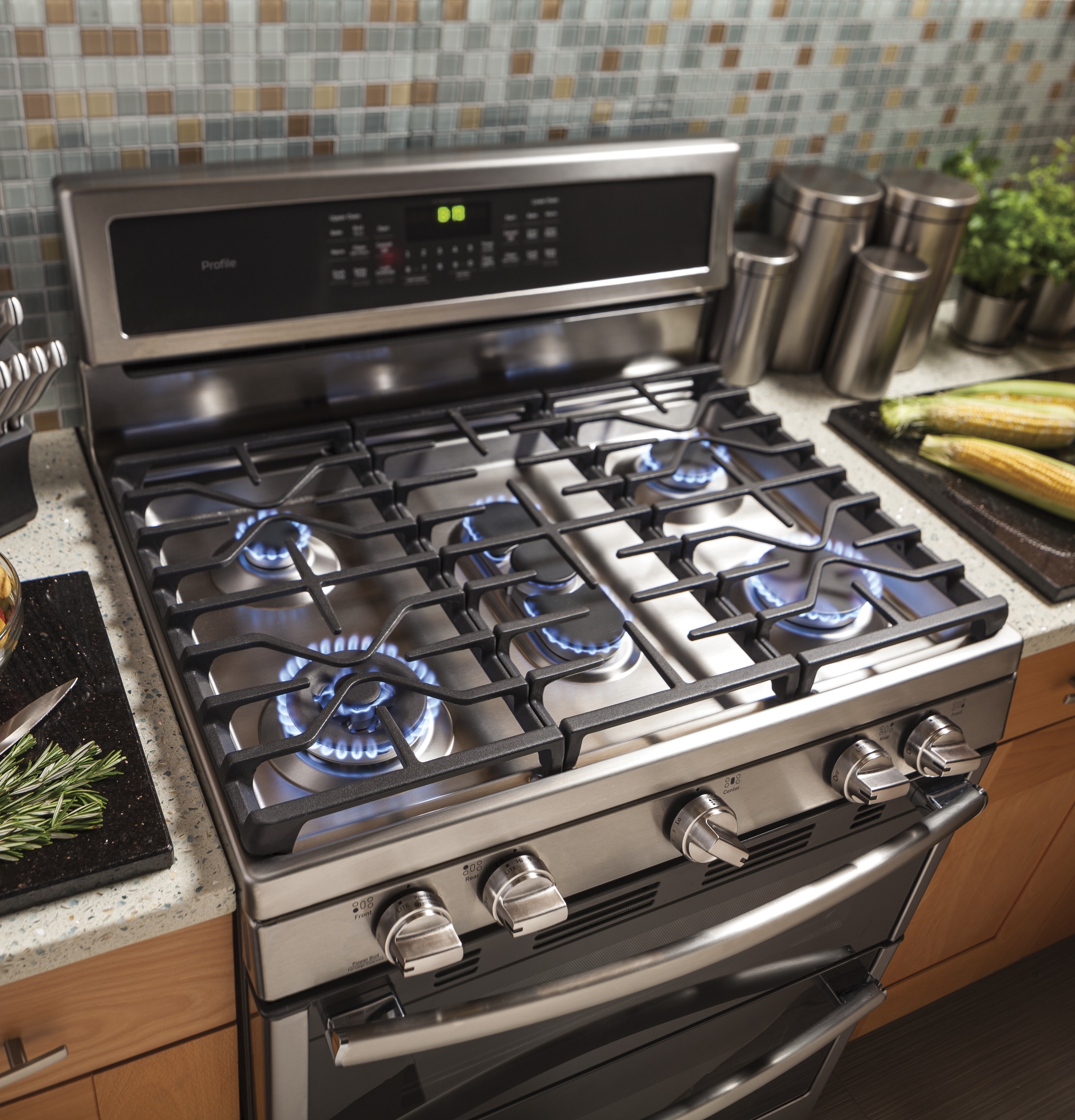 Series 30" Free-Standing Gas Double Oven Convection Range PGB980ZEJSS