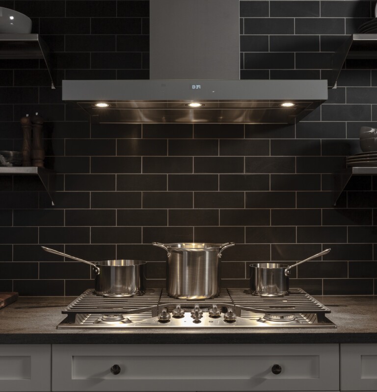 36" Built-In Tri-Ring Gas Cooktop with 5 Burners and Included Extra-Large Integrated Griddle PGP9036SLSS