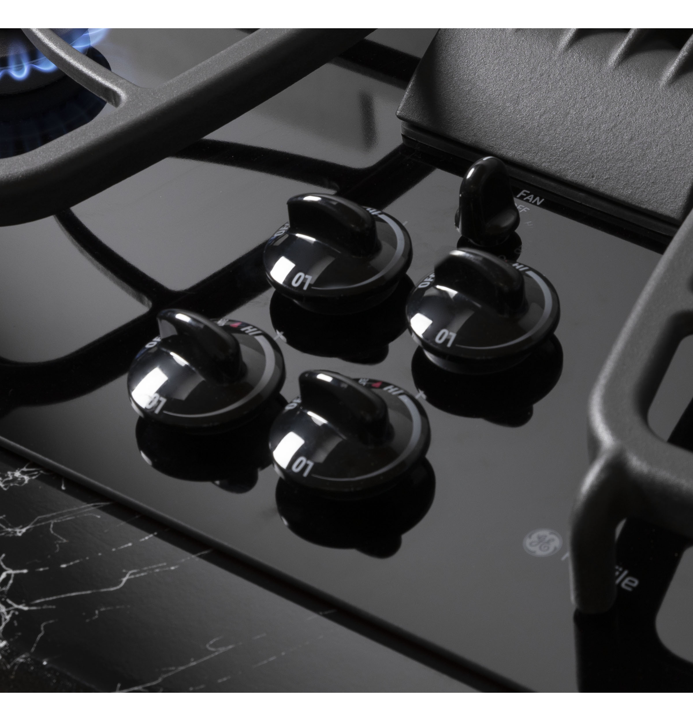 30" Built-In Gas Downdraft Cooktop PGP9830DRBB