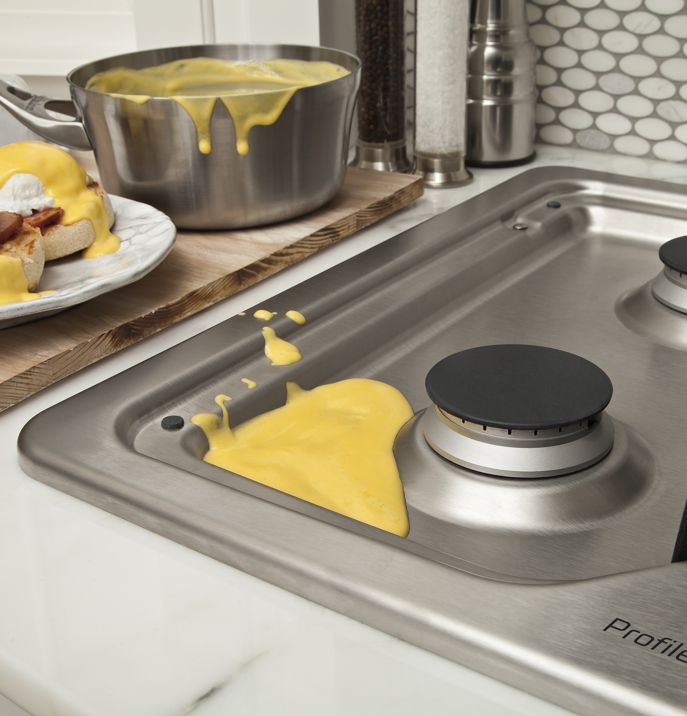 Series 36" Built-In Gas Cooktop PGP986SETSS