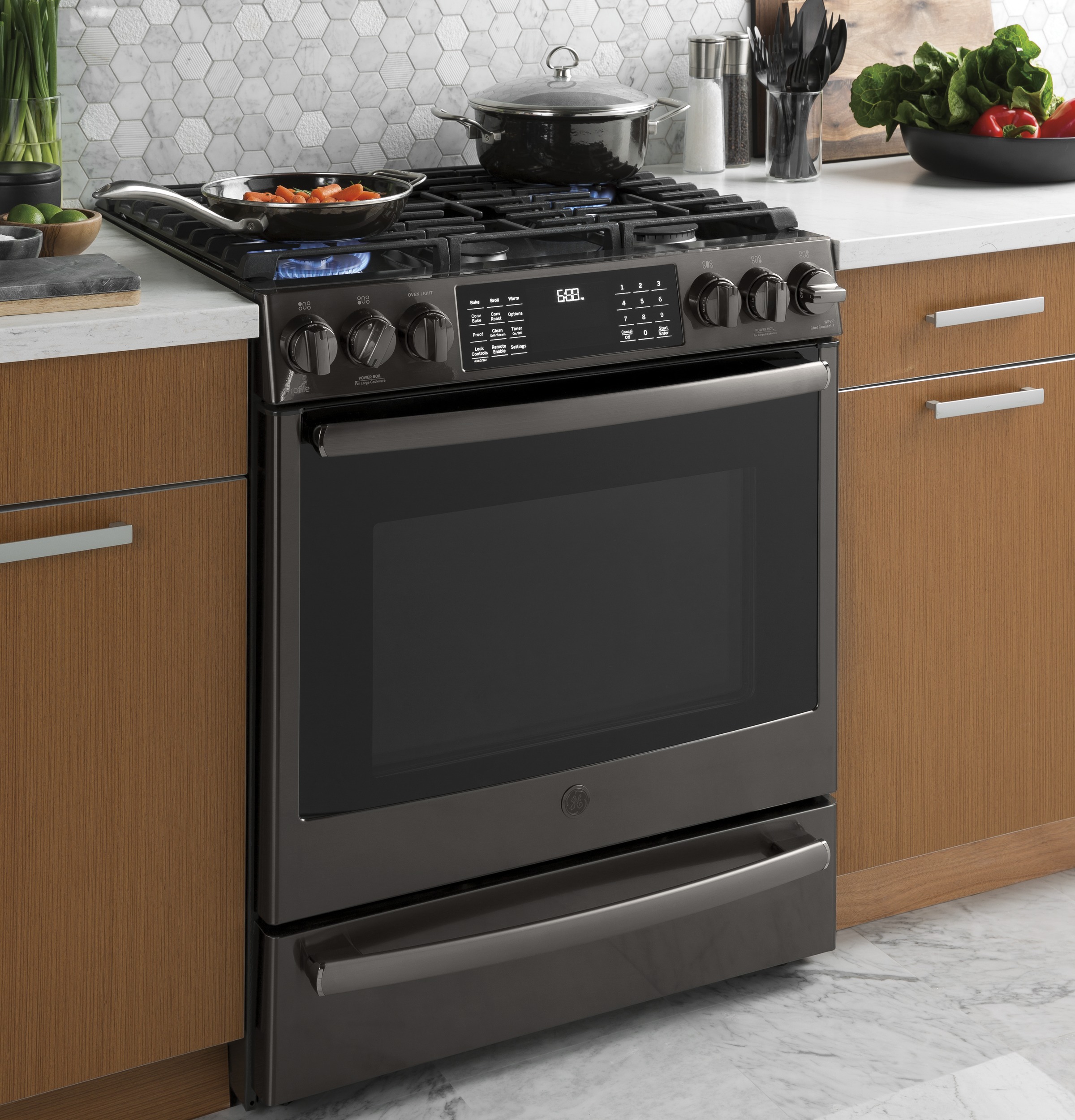 30" Smart Slide-In Front-Control Gas Range PGS930BELTS