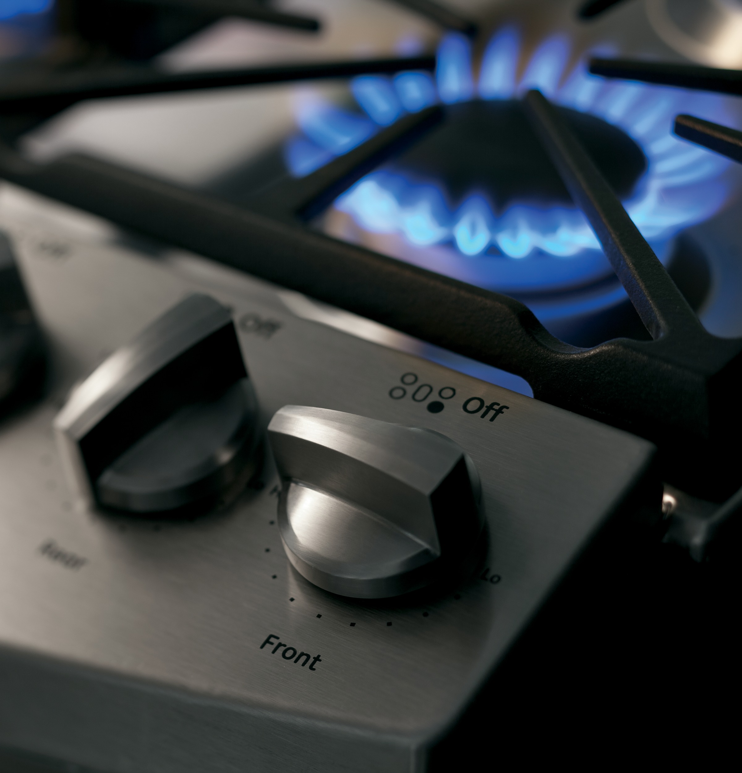 Series 30" Slide-In Front Control Double Oven Gas Range PGS950SEFSS