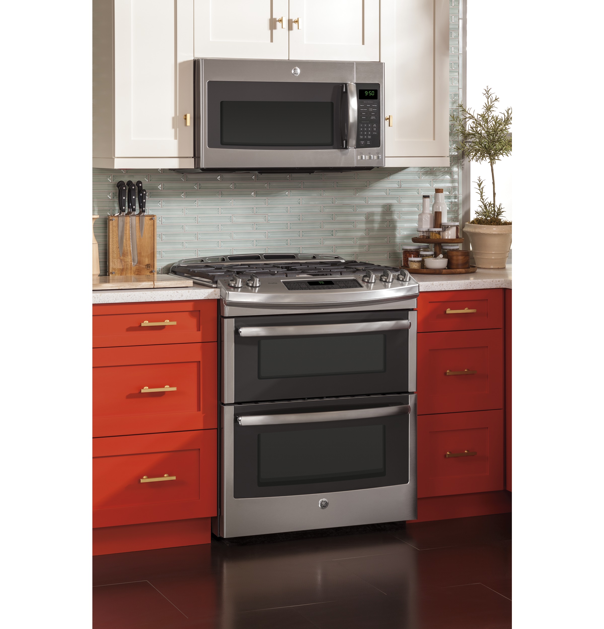 Series 30" Slide-In Front Control Double Oven Gas Range PGS950SEFSS