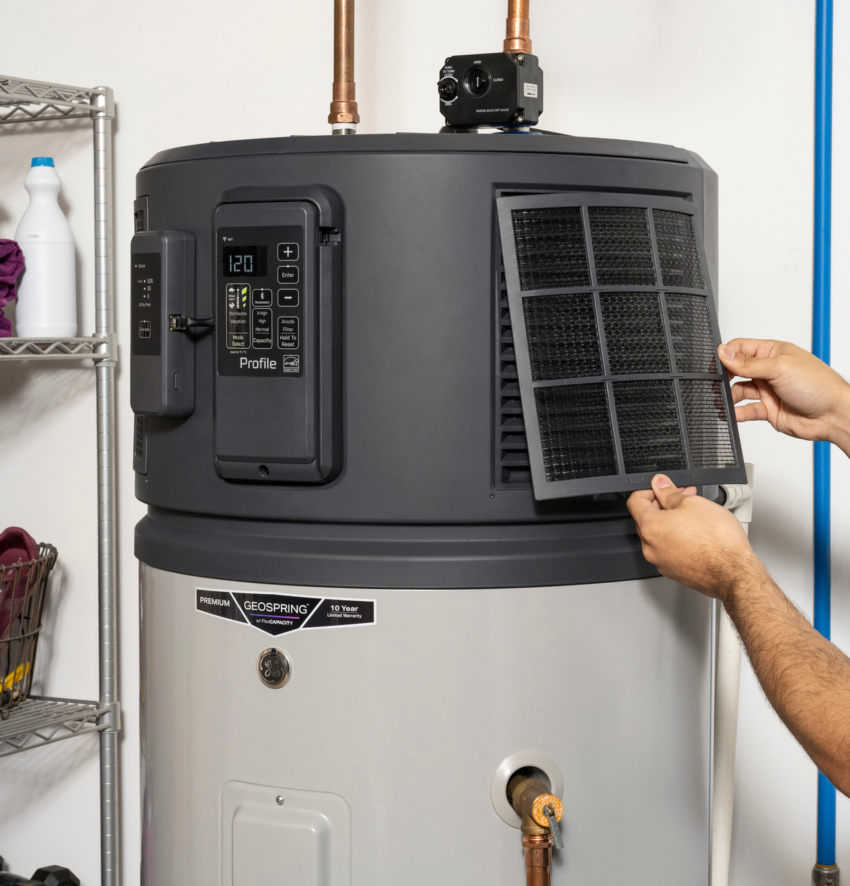 GEOSPRING Smart Hybrid Heat Pump Water Heater 50-gallon - 240V PH50S10BNY