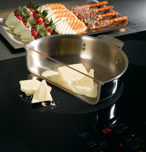 Series 30" Electric Induction Cooktop PHP900SMSS