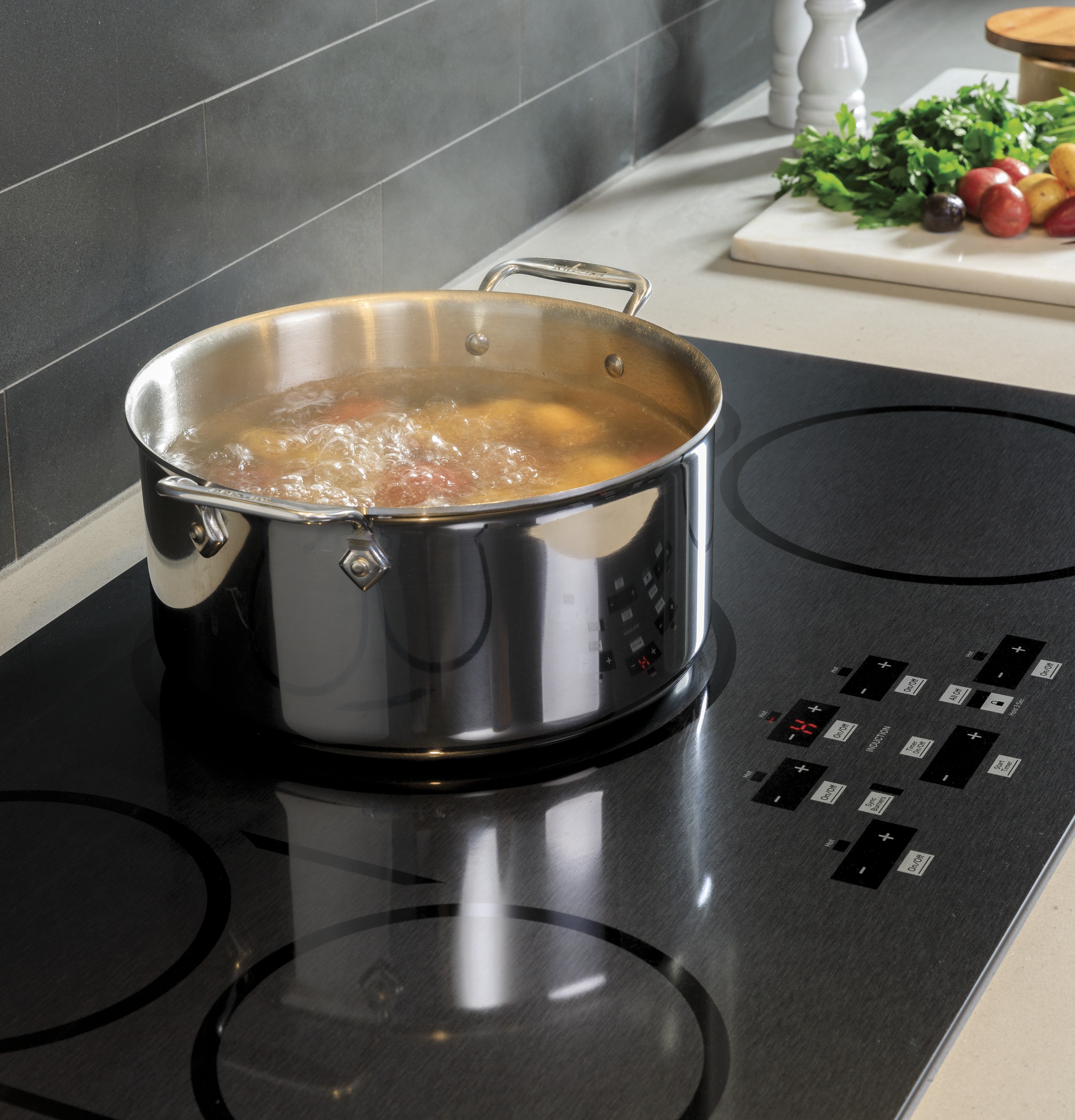 36" Built-In Touch Control Induction Cooktop PHP9036BMTS