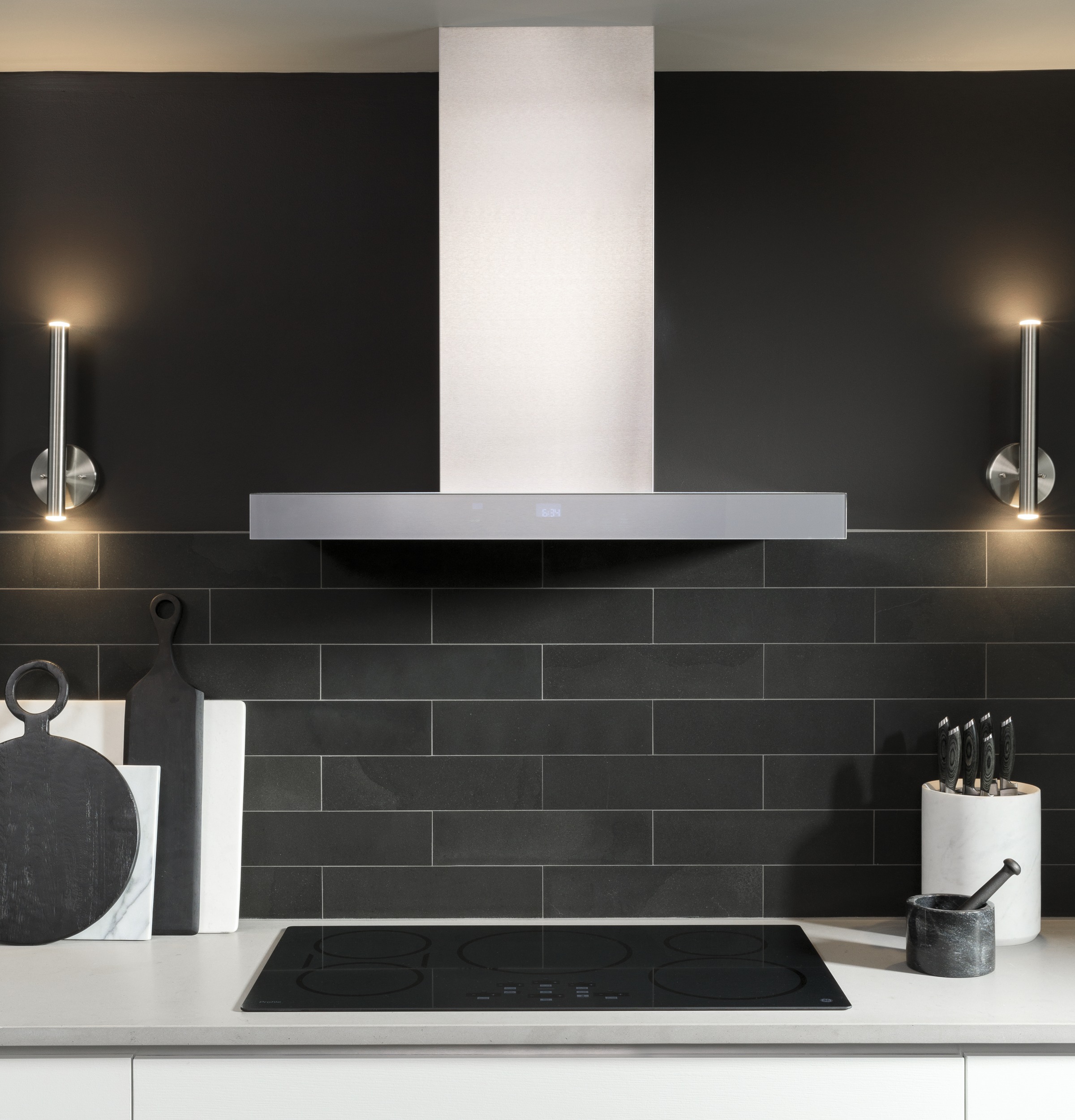 36" Built-In Touch Control Induction Cooktop PHP9036BMTS