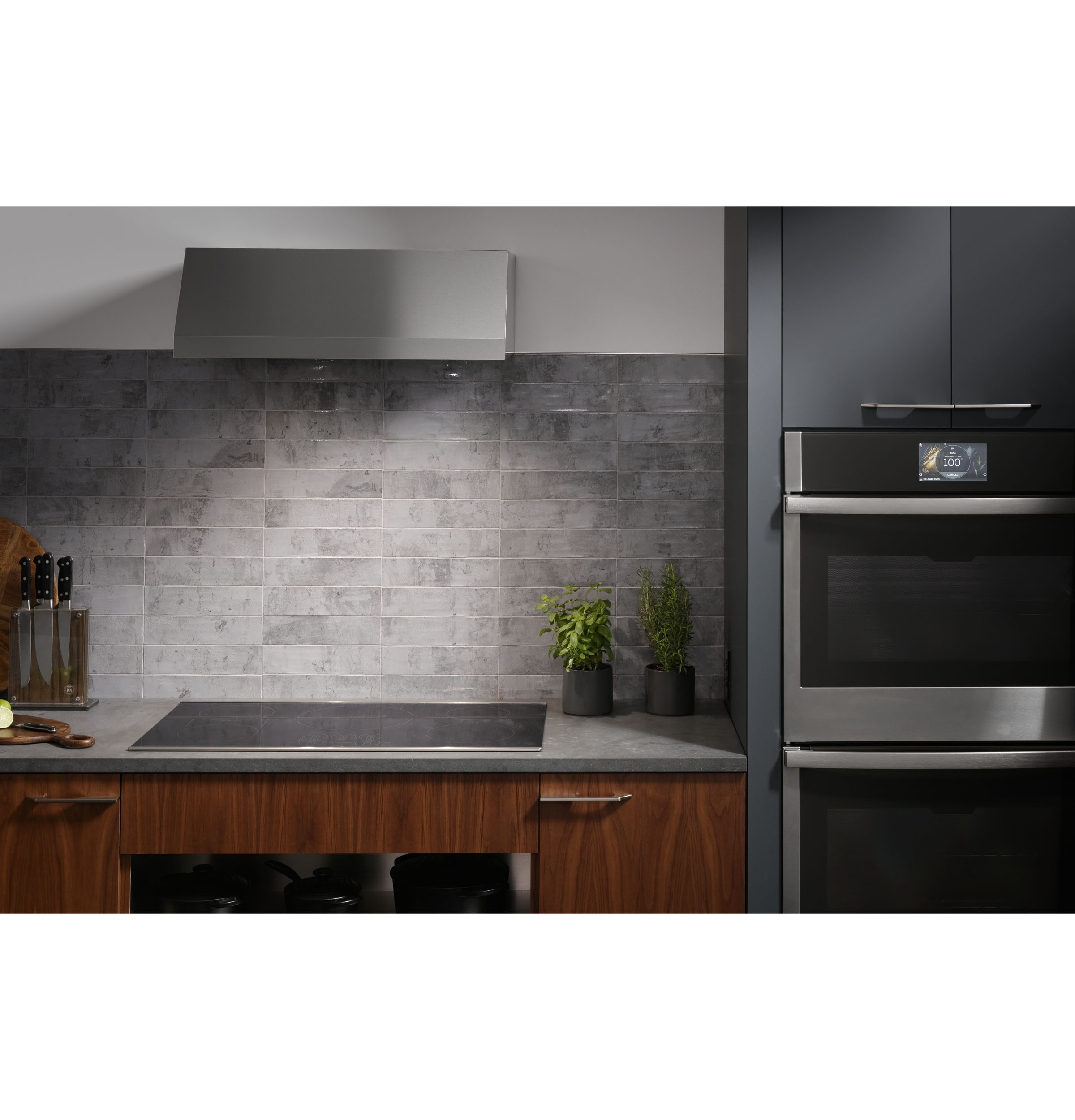 GE Profile™ ENERGY STAR® 36" Built-In Touch Control Induction Cooktop PHP9036DTBB