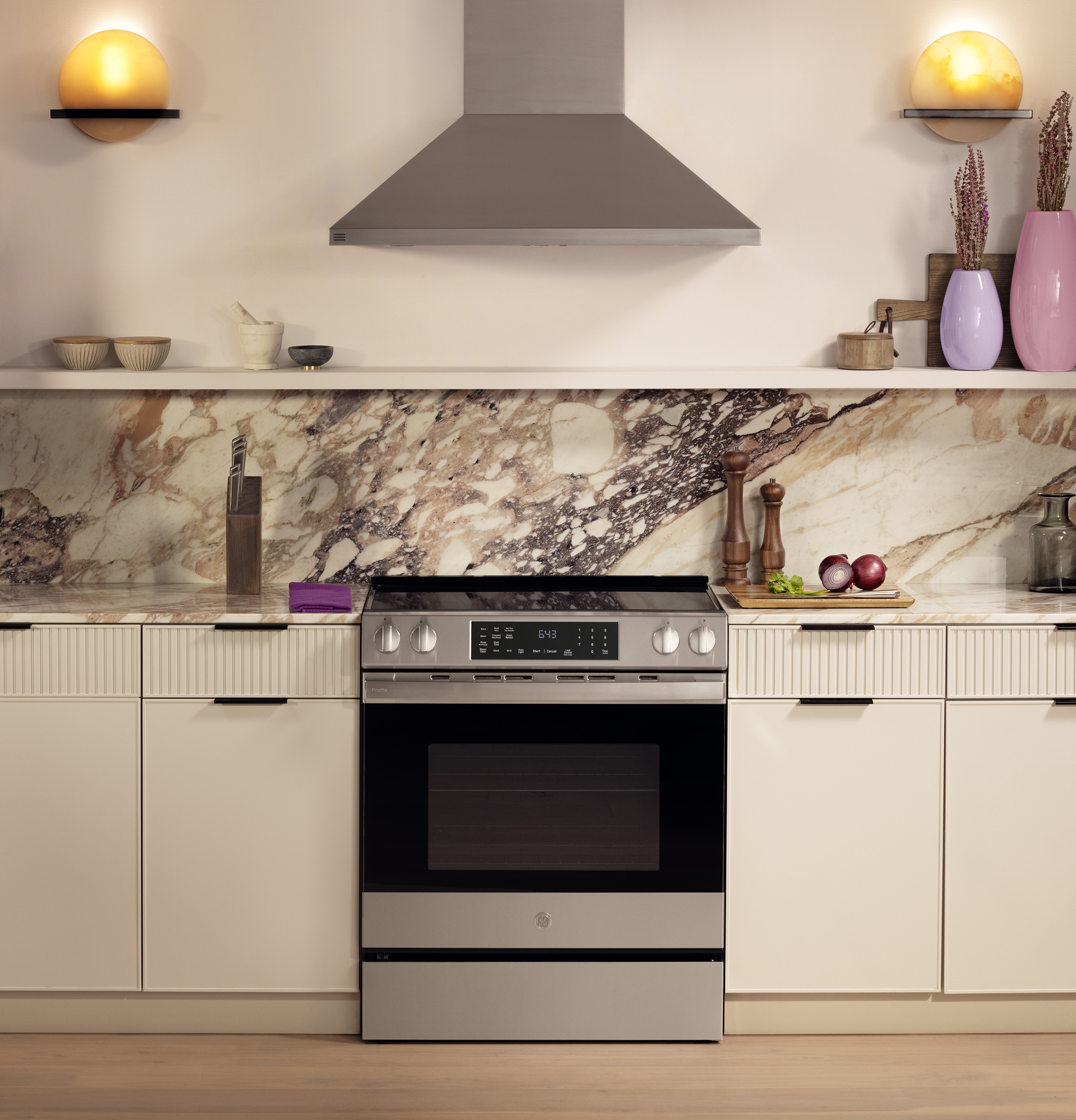 30" Smart Slide-In Induction and Convection Range with No Preheat Air Fry and EasyWash Oven Tray PHS700AYFS