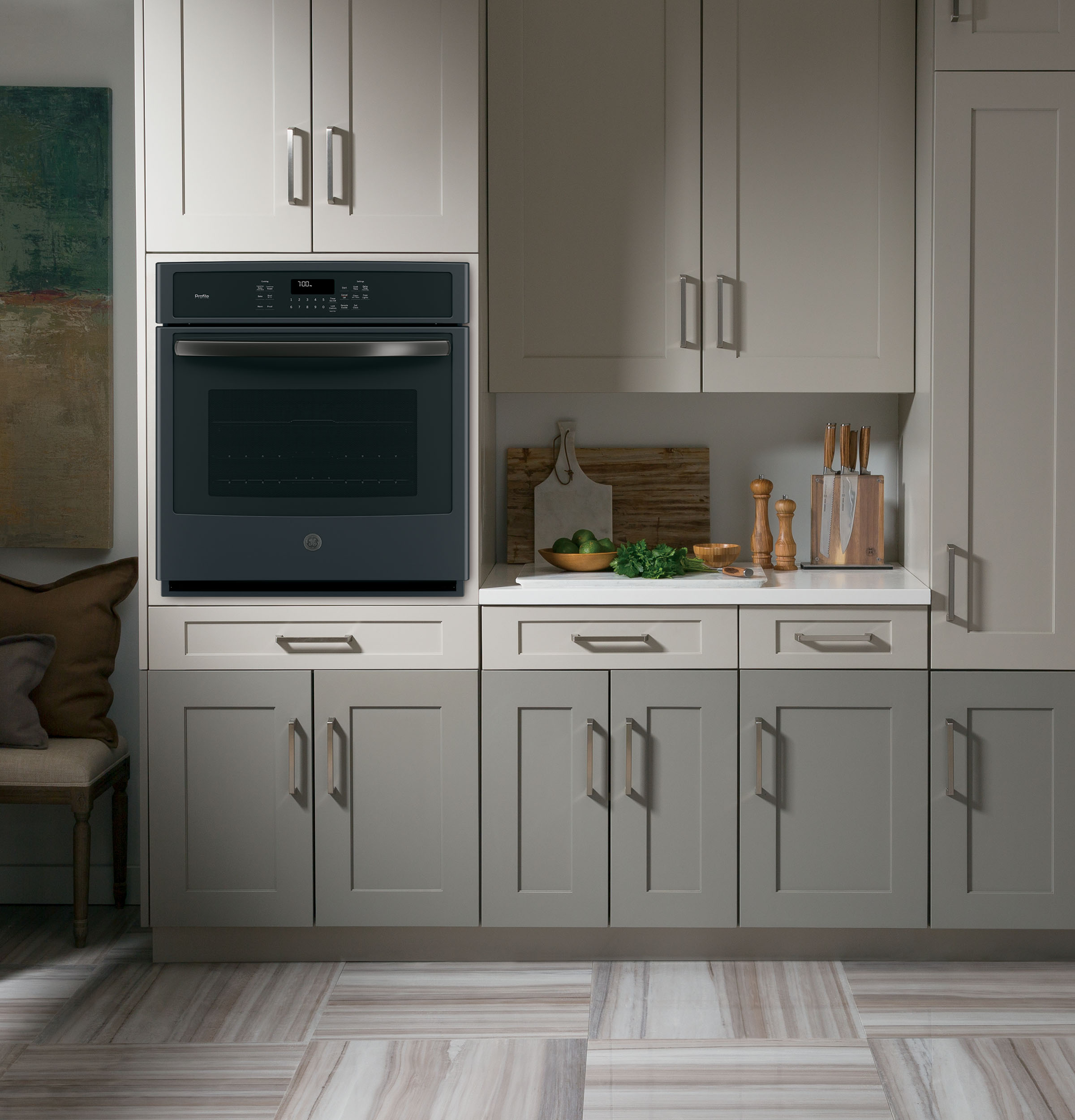 Series 27" Built-In Single Convection Wall Oven PK7000FMDS