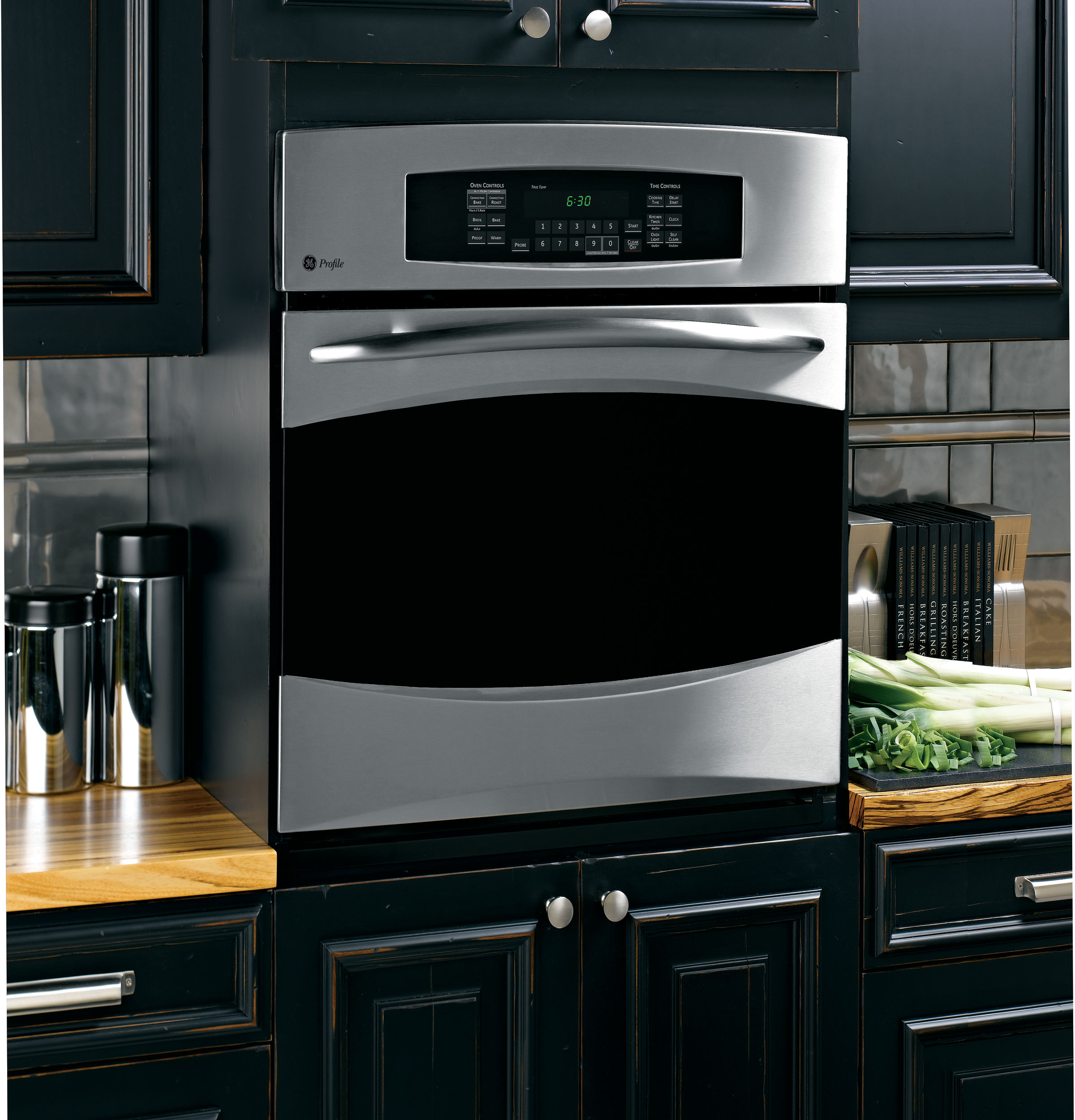 27" Built-In Single Convection Wall Oven PK916SMSS