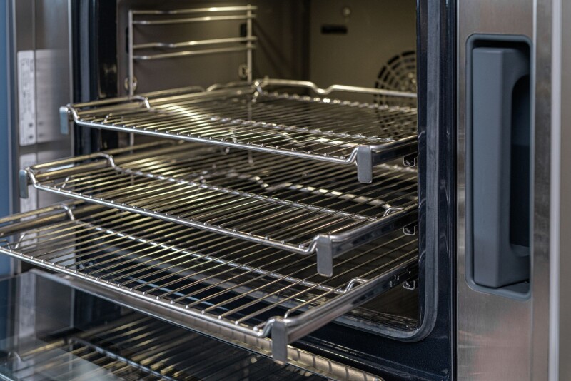 Professional Series 30" Built-In Single Electric Steam Convection Wall Oven with Wifi PODS301B