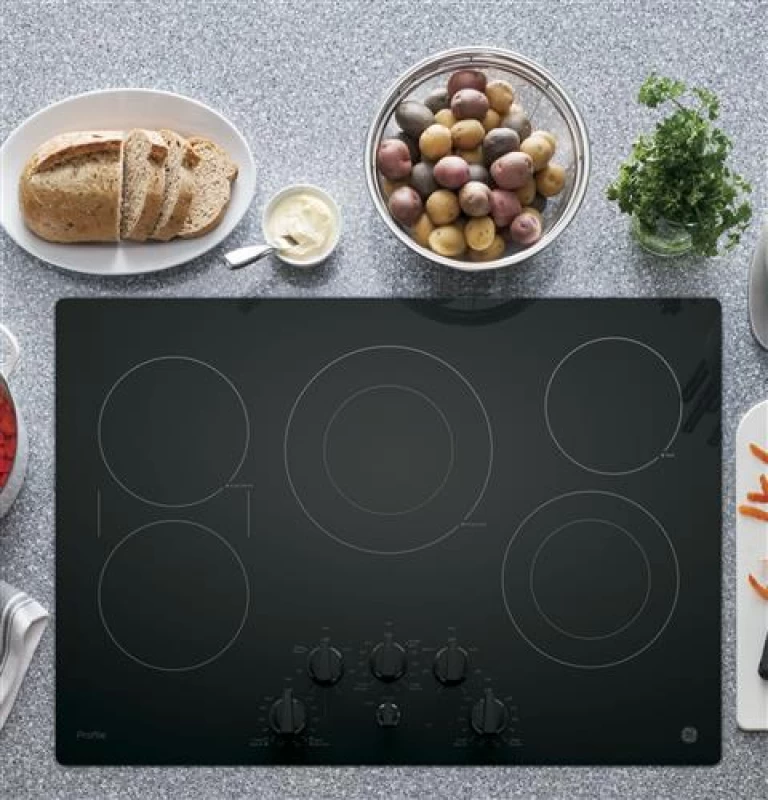 30" Built-In Knob Control Electric Cooktop PP7030DJBB