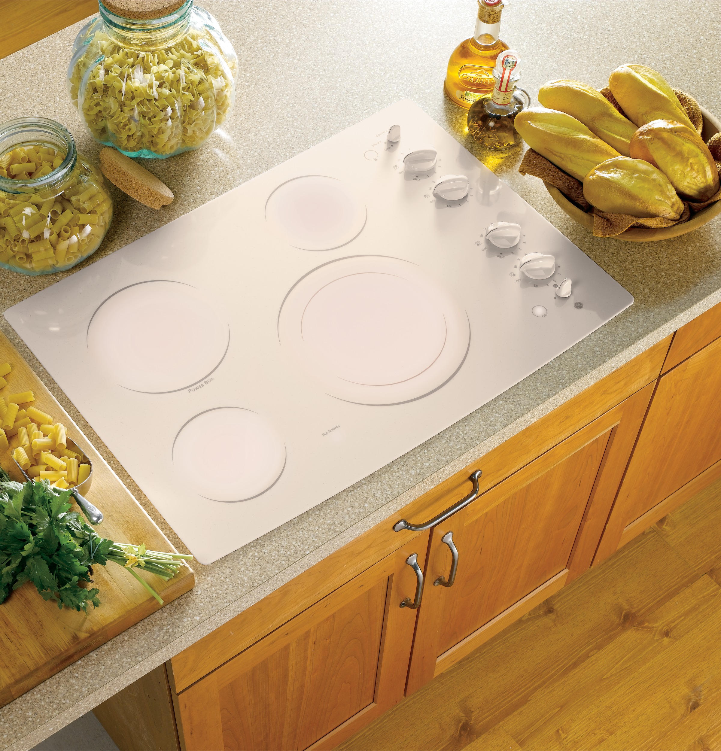 Series 30" Built-In Electric Cooktop PP912KMCC