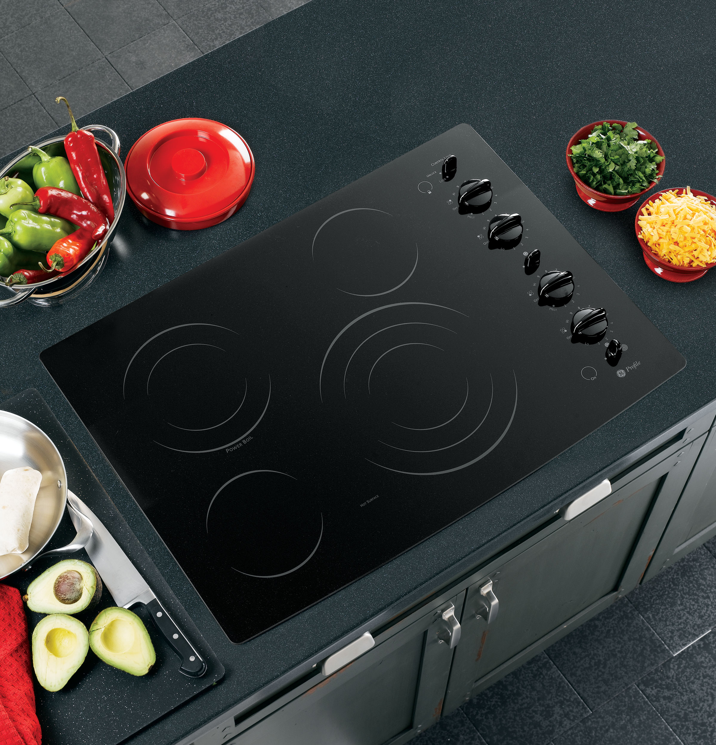 30" Built-In CleanDesign Electric Cooktop PP942BMBB