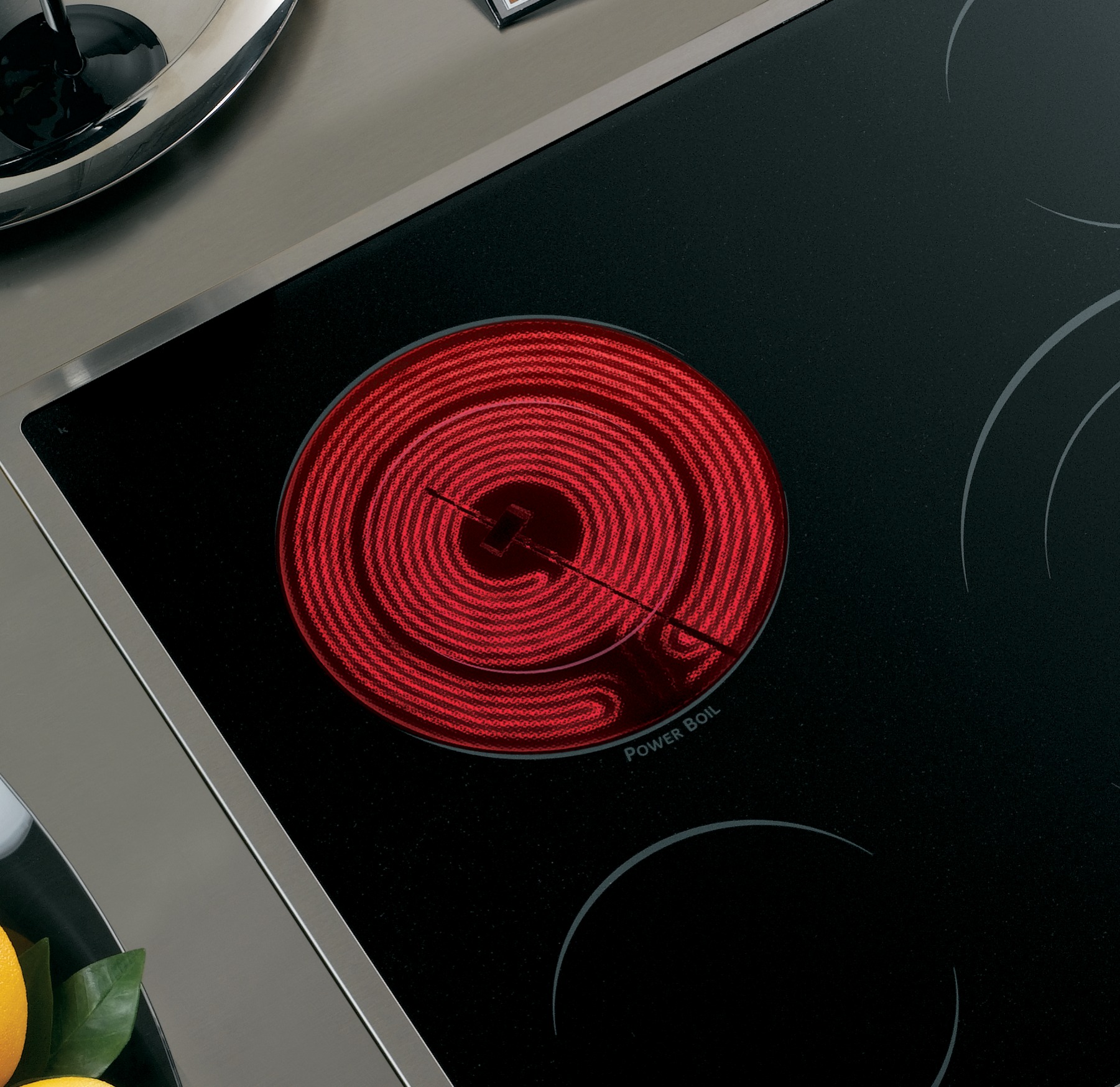 Series 30" Built-In Electric Cooktop PP945SMSS