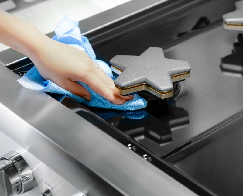 Dual Fuel Professional Range 60" Pro Grand Commercial Depth Dual Fuel Professional Range 60'' Pro Grand® Commercial Depth PRD606WESG