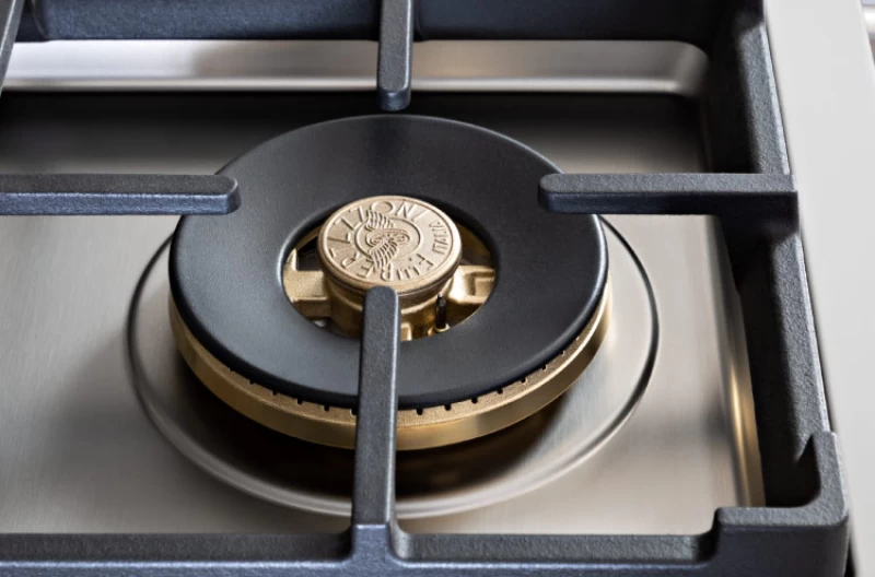 48 Gas Rangetop 6 brass burner + electric griddle PROF486GRTBXT