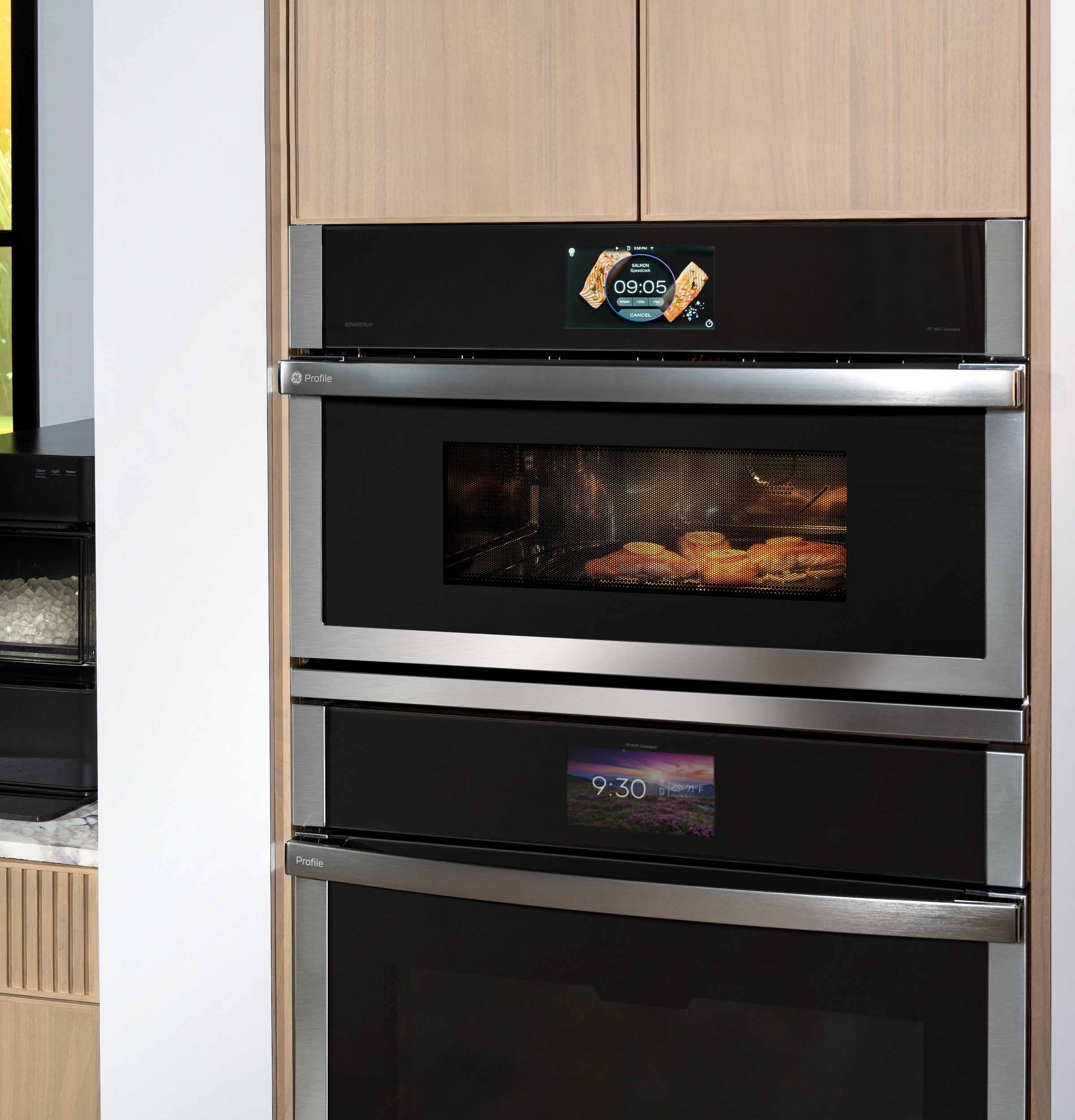 27" Single Wall Oven with 120V Advantium Technology PSB9100SVSS